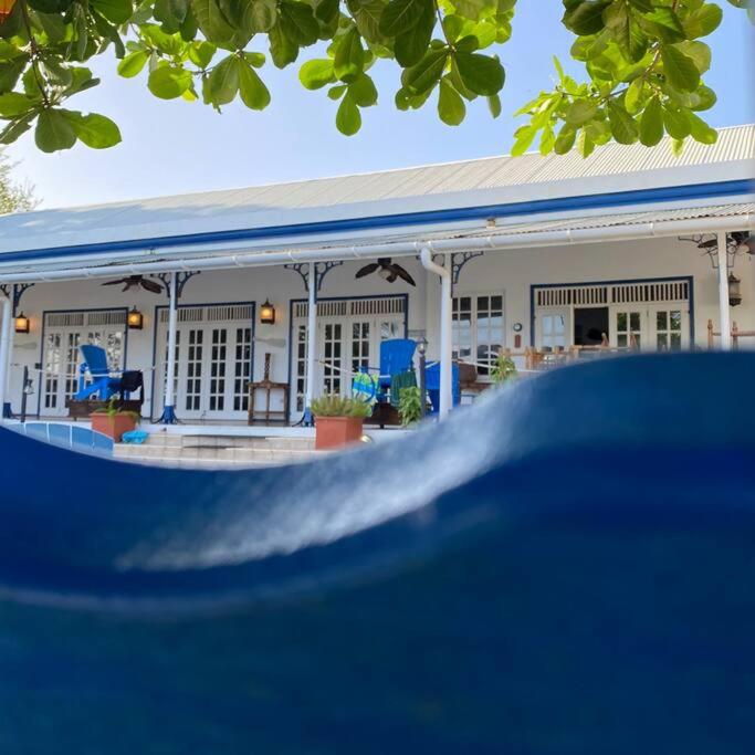 Villa photo 2