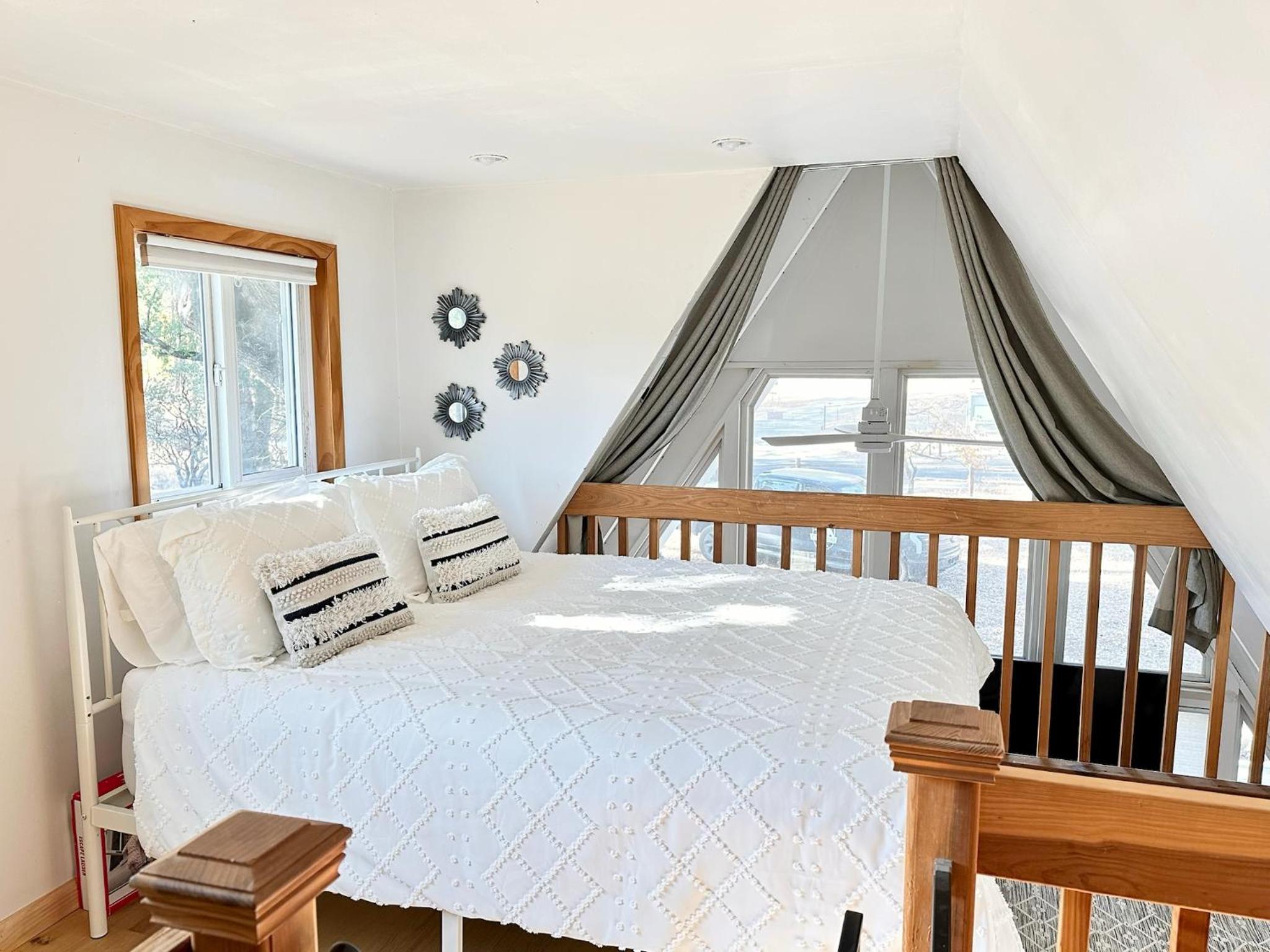 One-Bedroom House photo 2