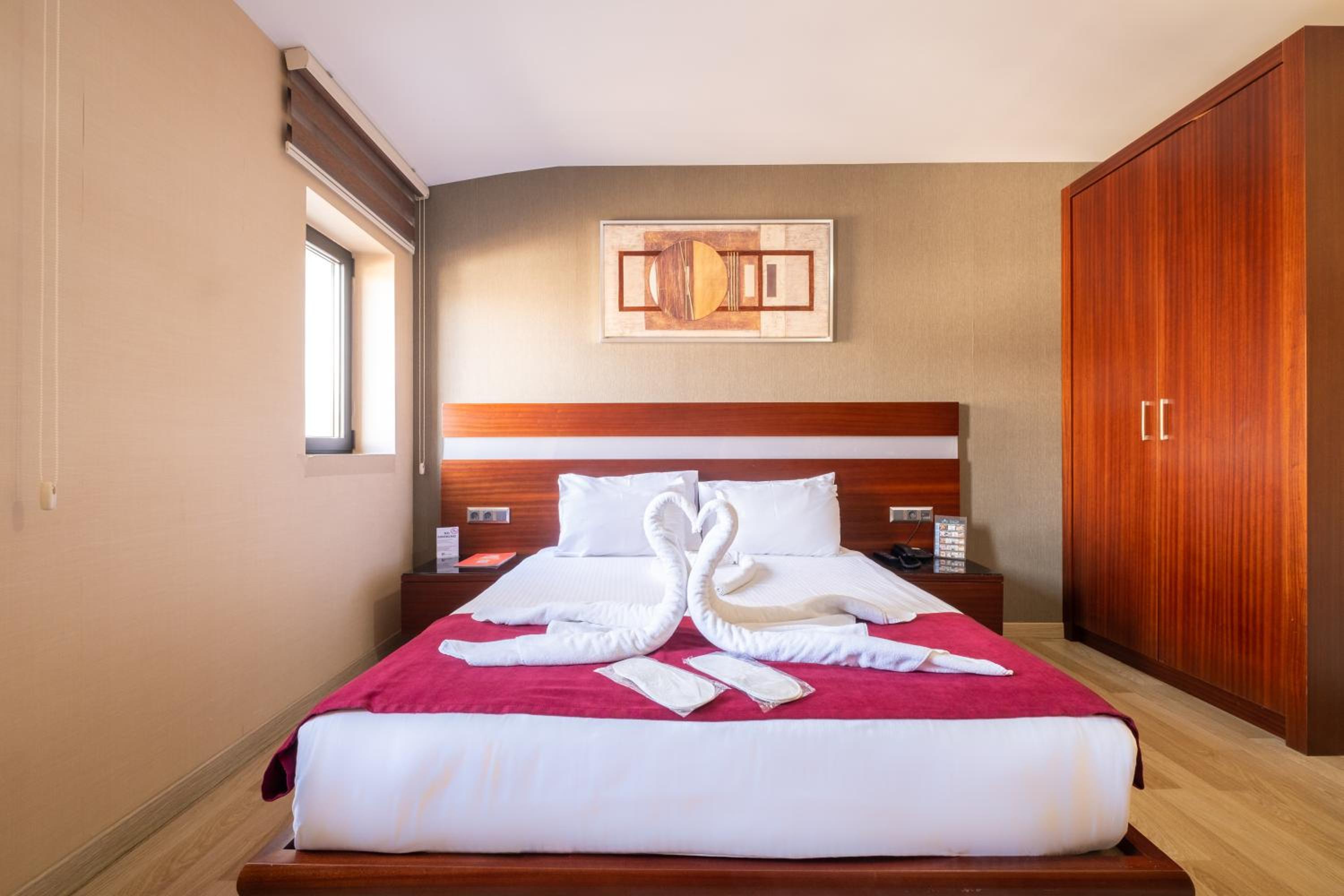 Economy Double Room photo 2