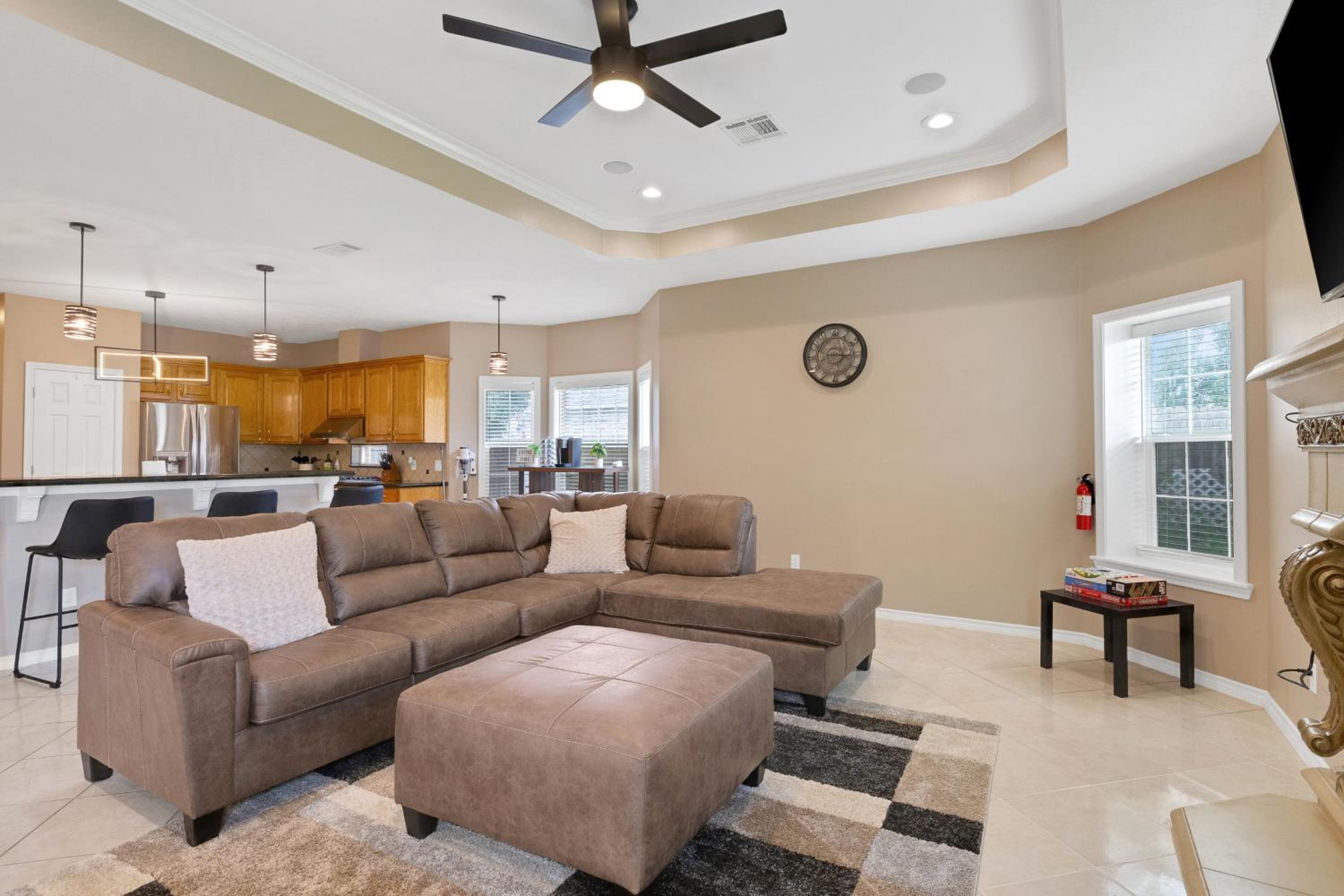 Four-Bedroom House photo 1