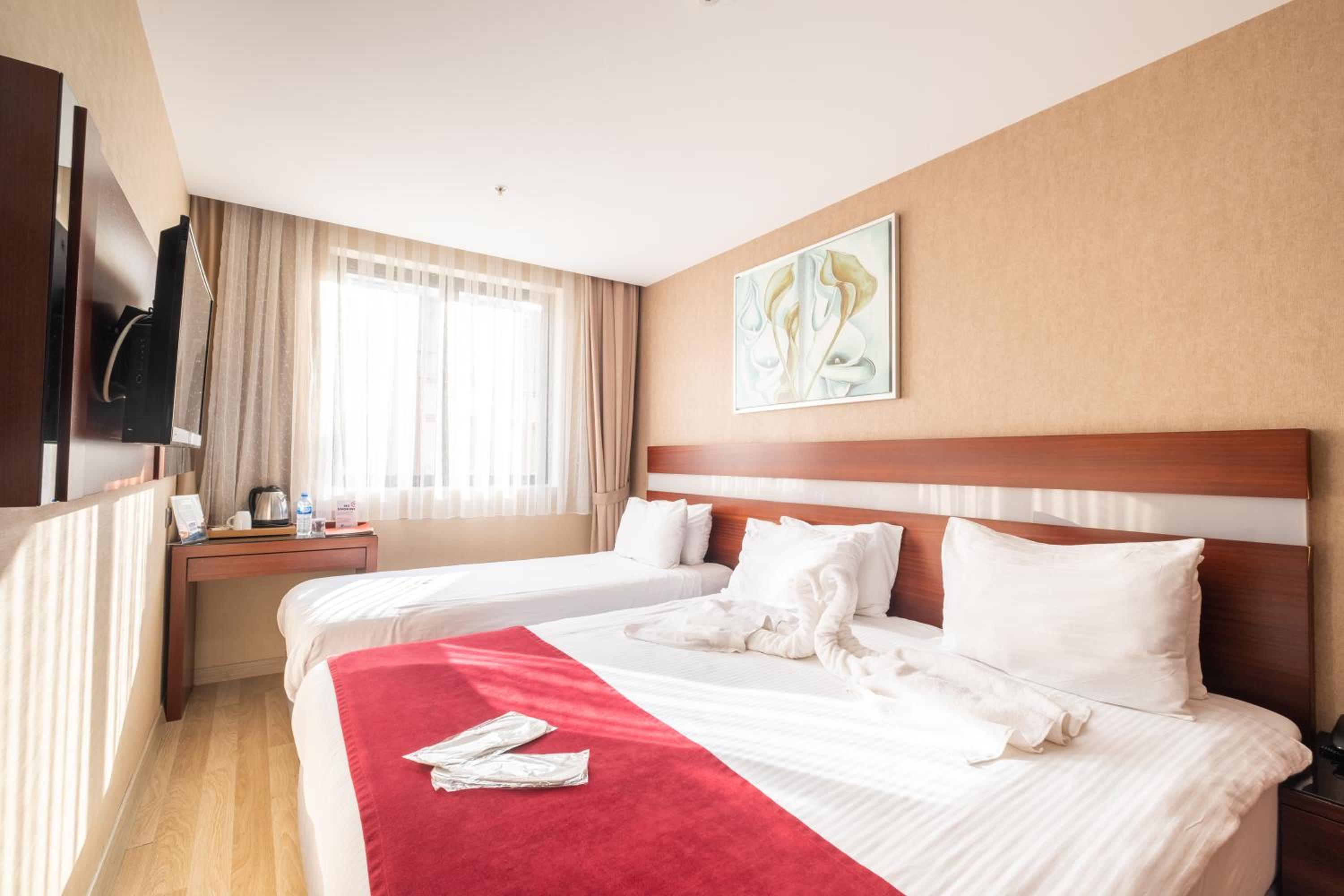 Superior Triple Room photo 1