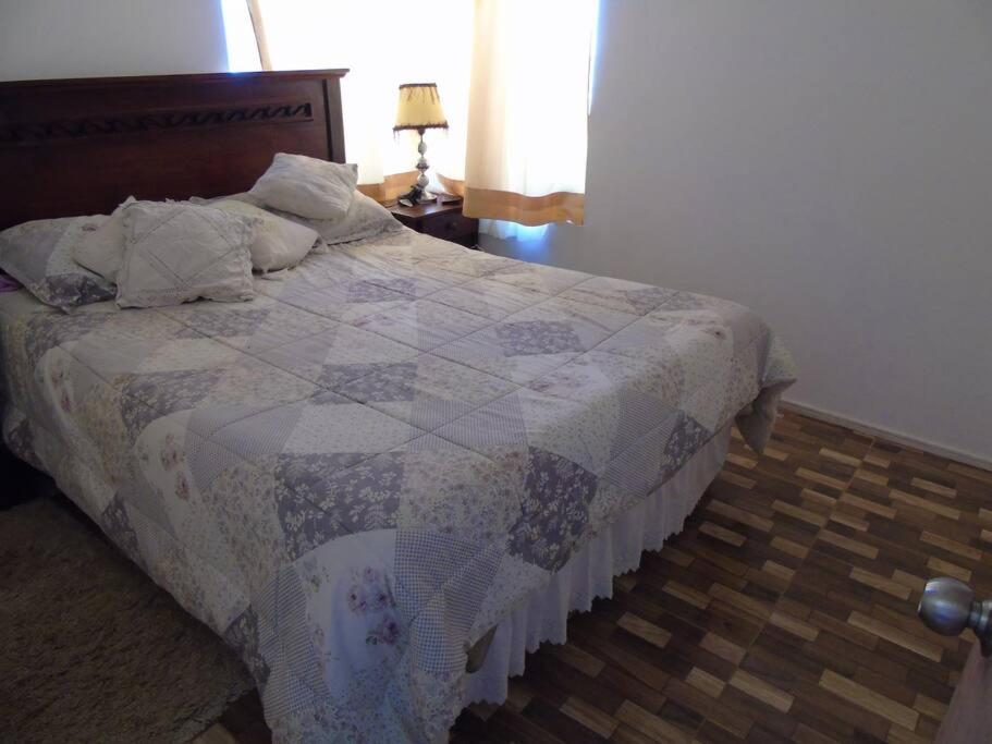 One-Bedroom House photo 1