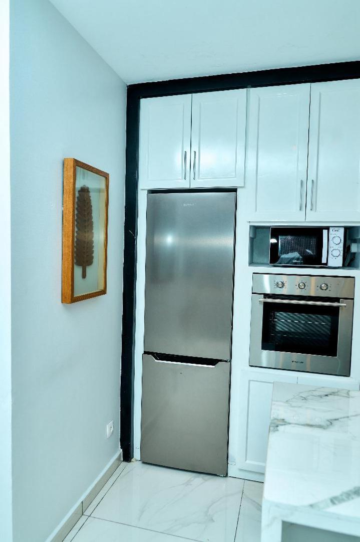 Apartment photo 2