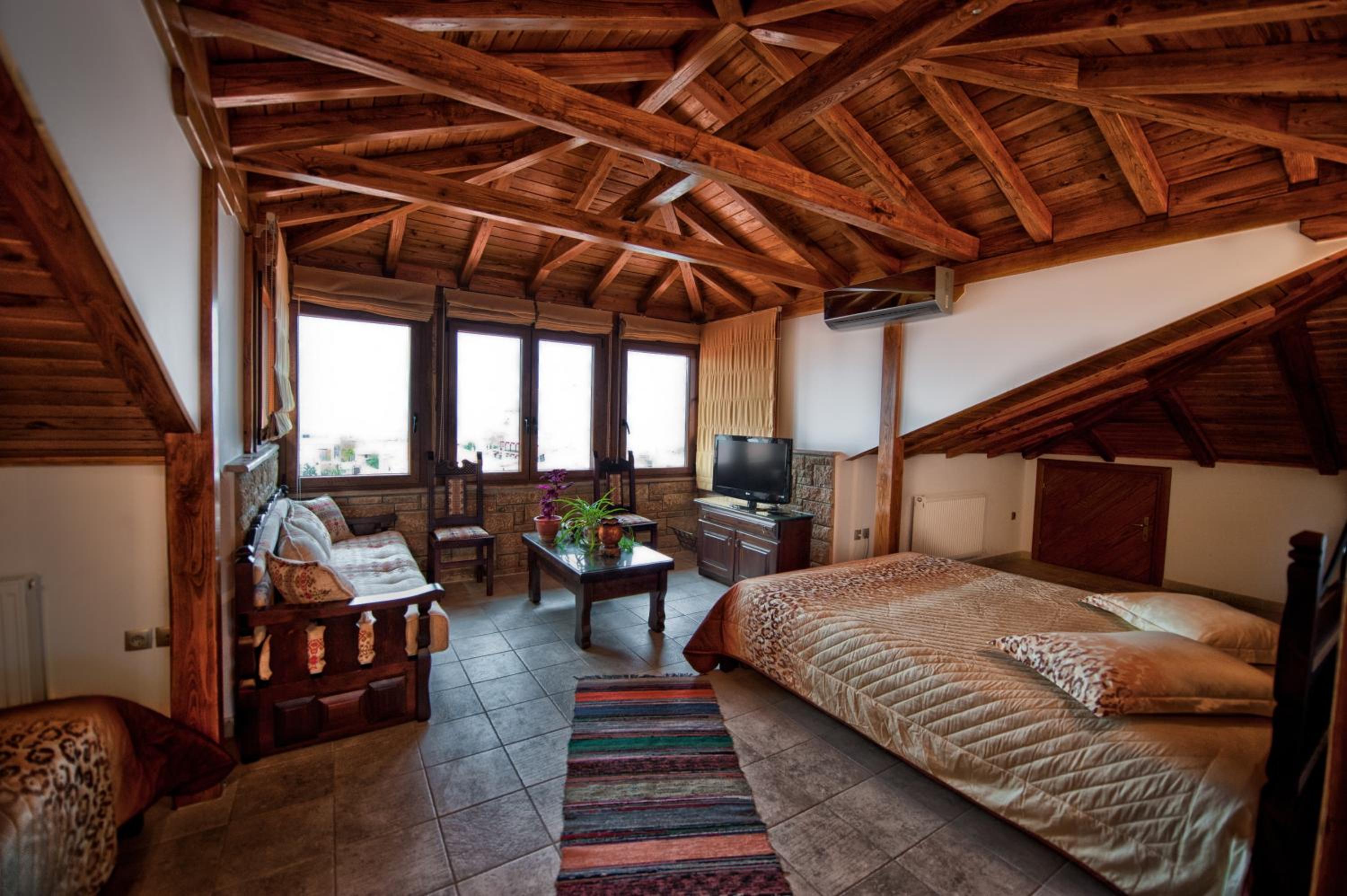 Junior Suite - Attic photo 1
