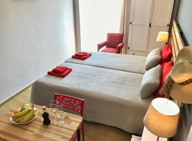 Double or Twin Room with City View