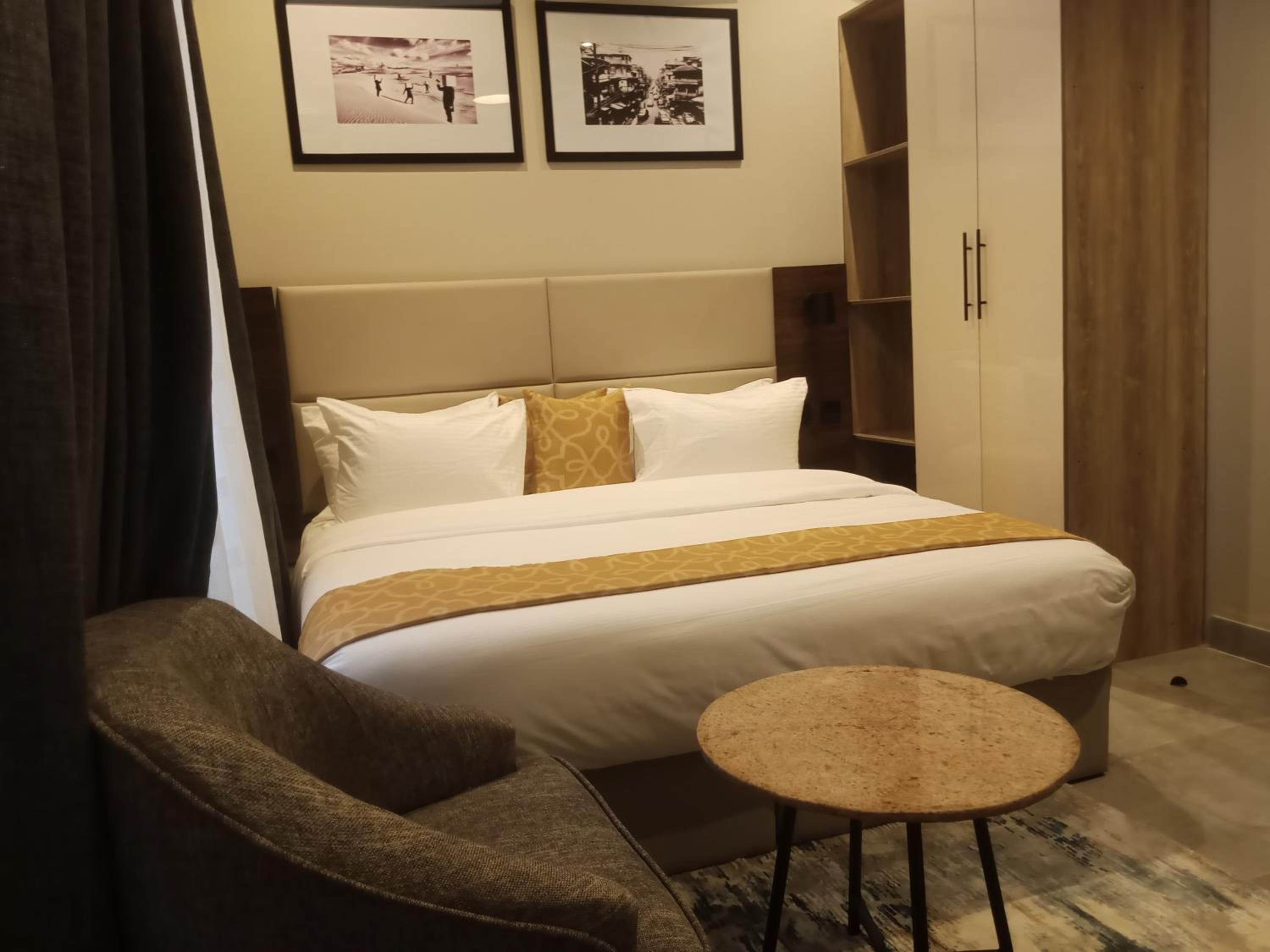 Standard Suite photo 3