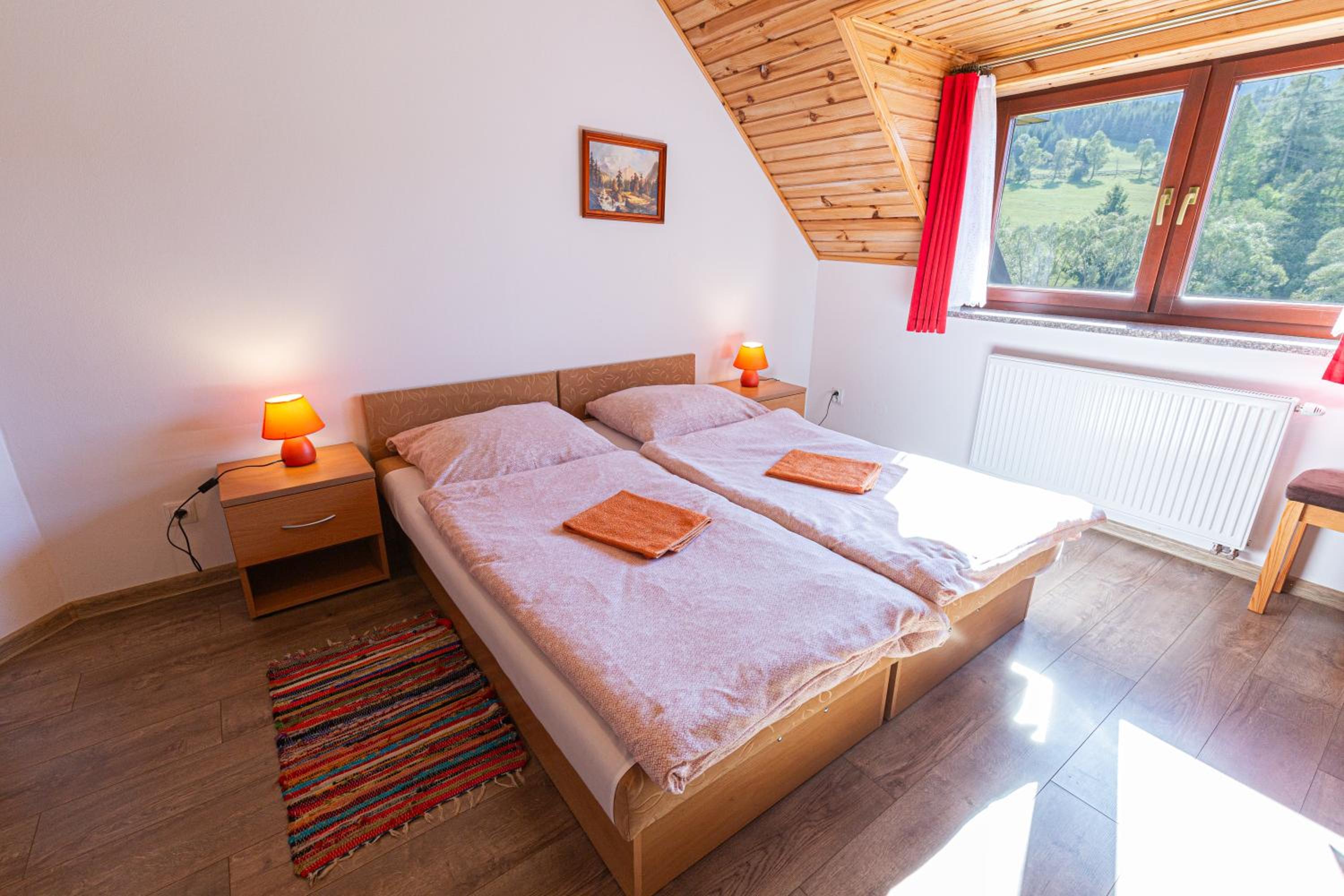 Triple Room with External Private Bathroom