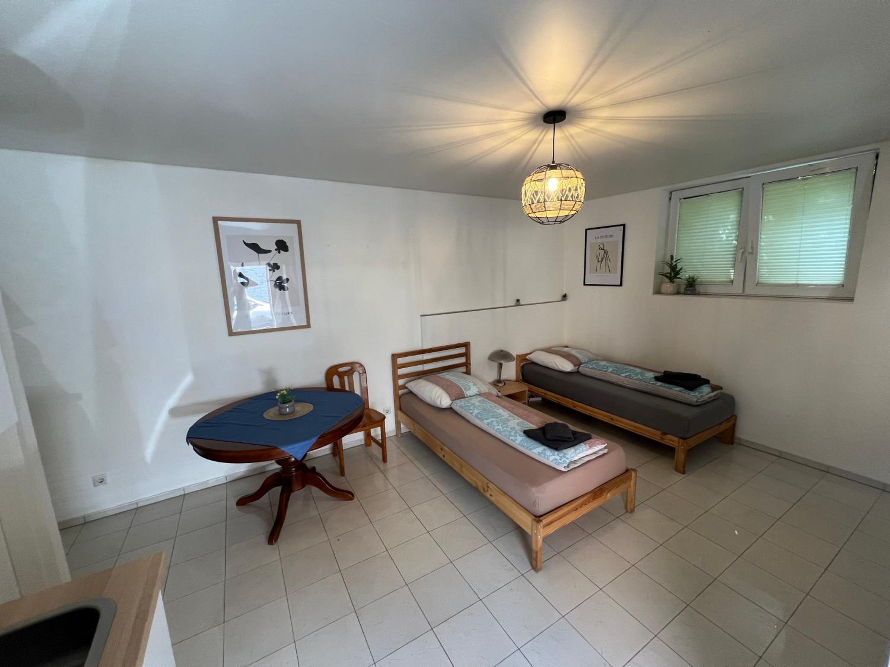 One-Bedroom Apartment photo 1
