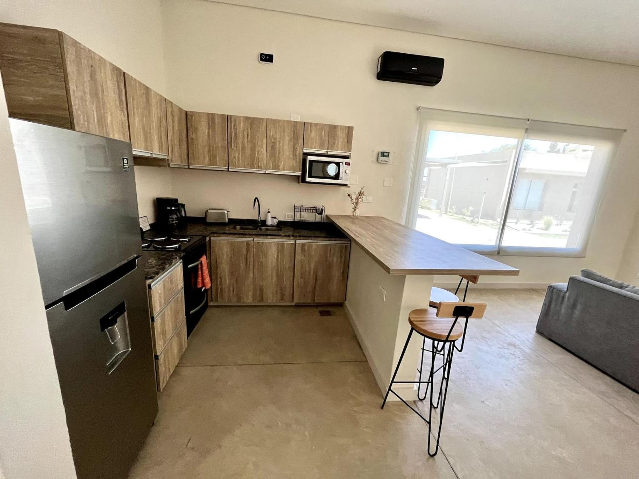 One-Bedroom House photo 2