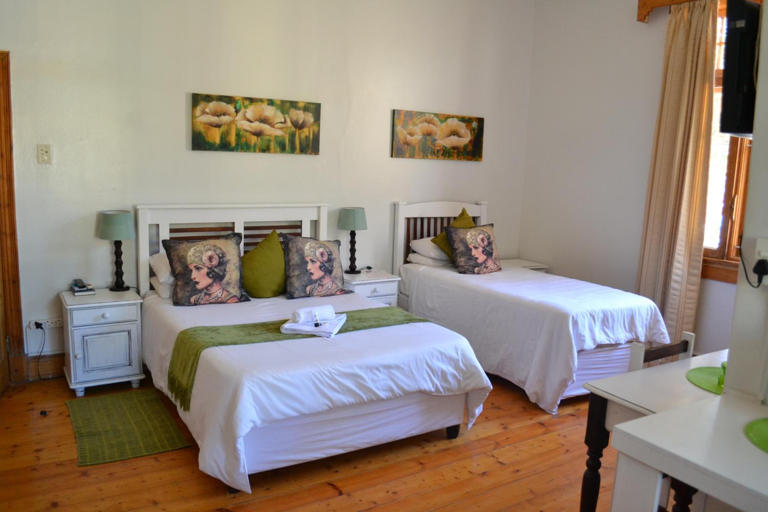 Standard Triple Room - Photo 3