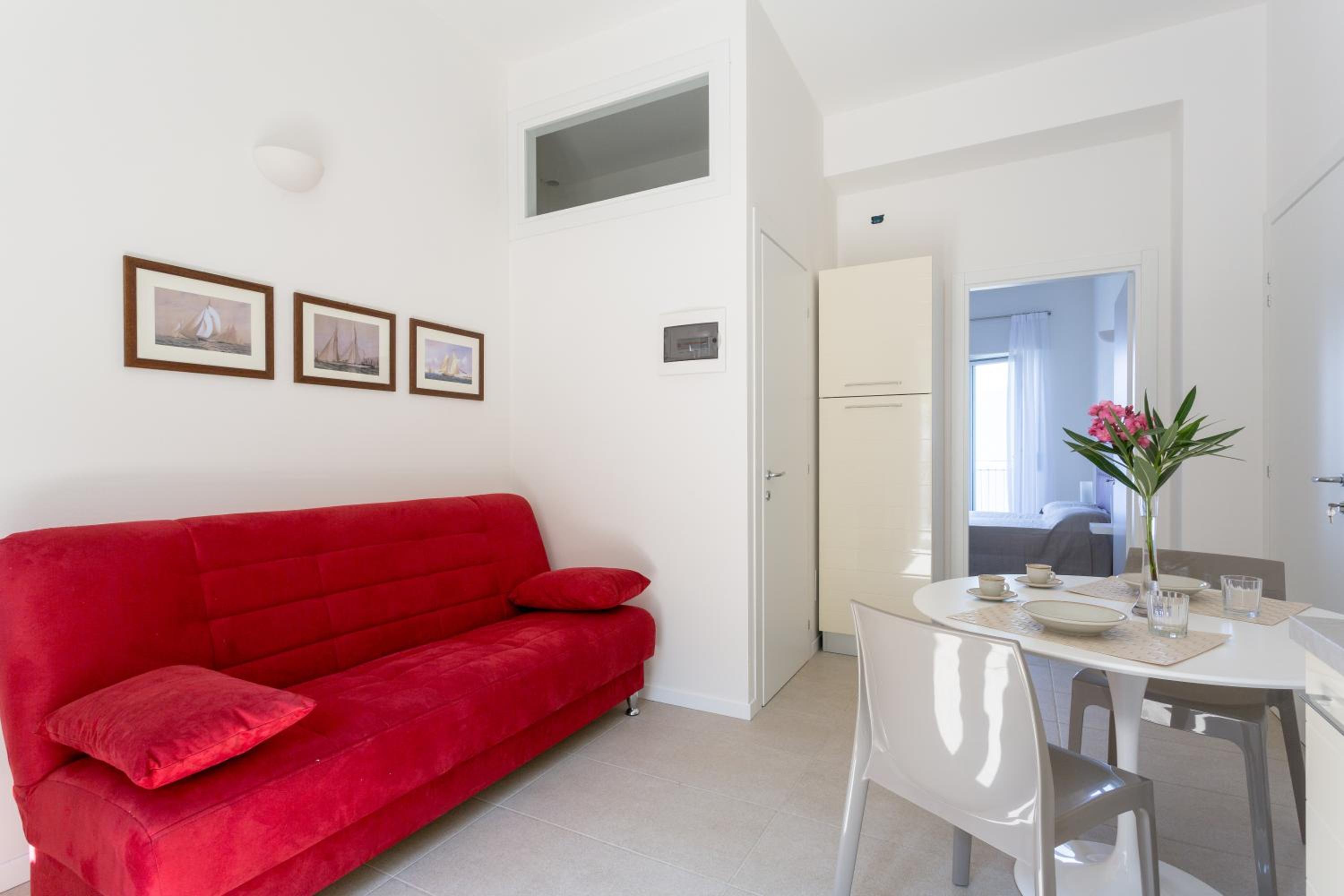 One-Bedroom House photo 1