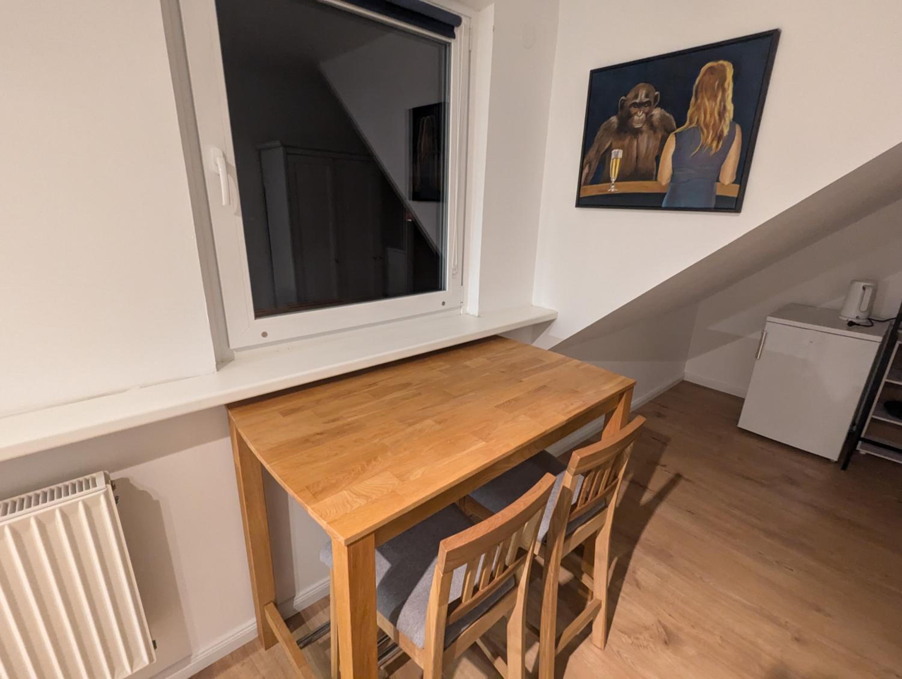 One-Bedroom Apartment photo 2