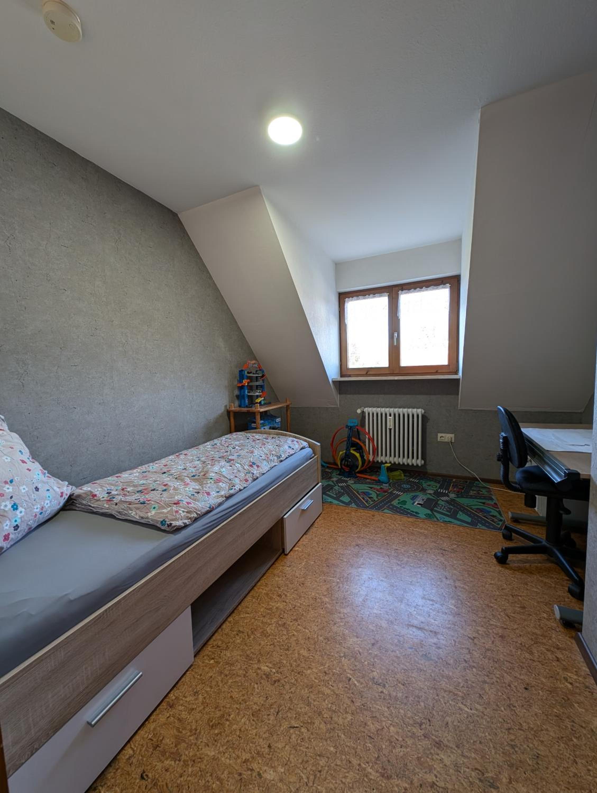 Three-Bedroom Apartment photo 2