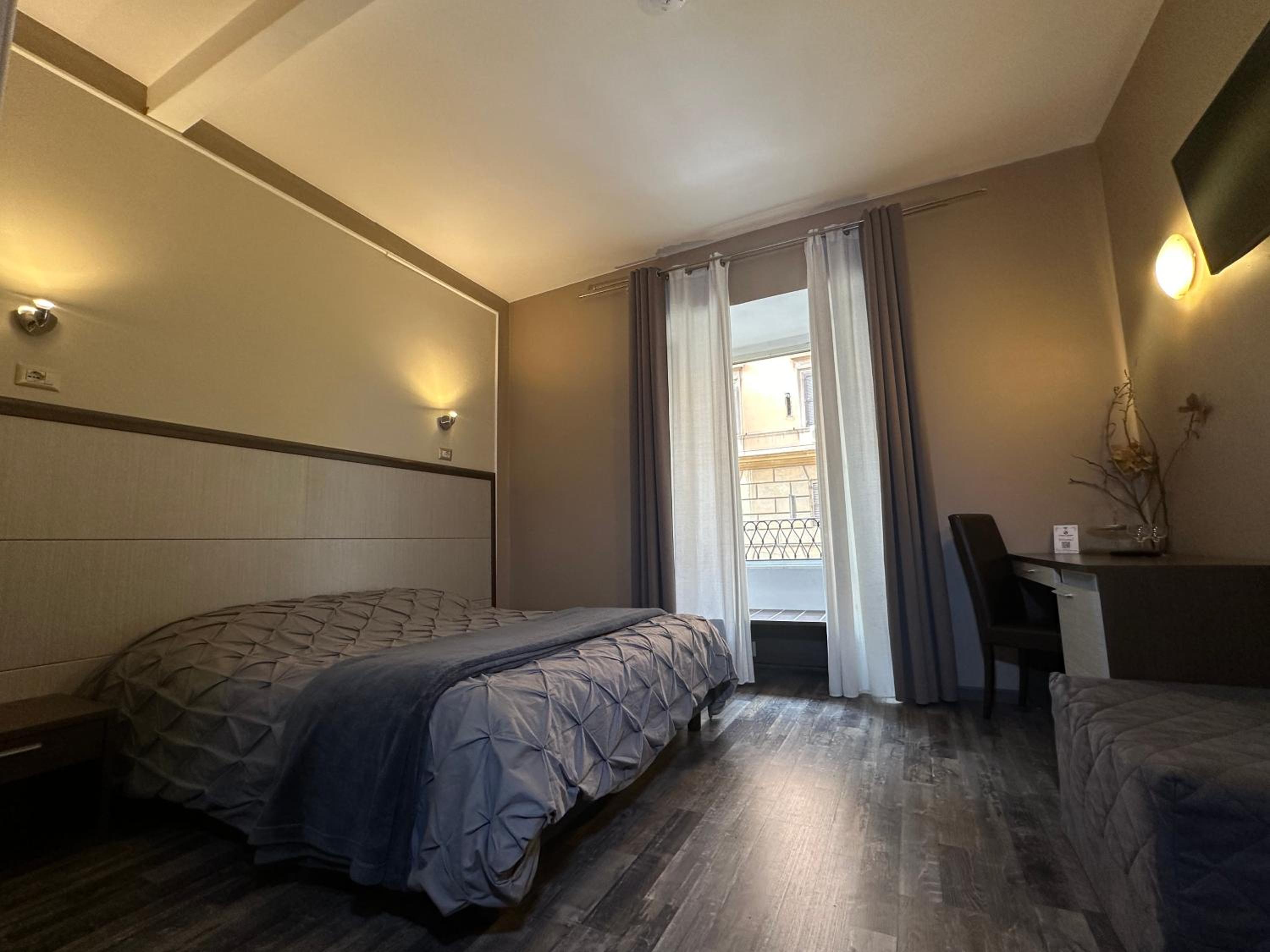 Double Room photo 3