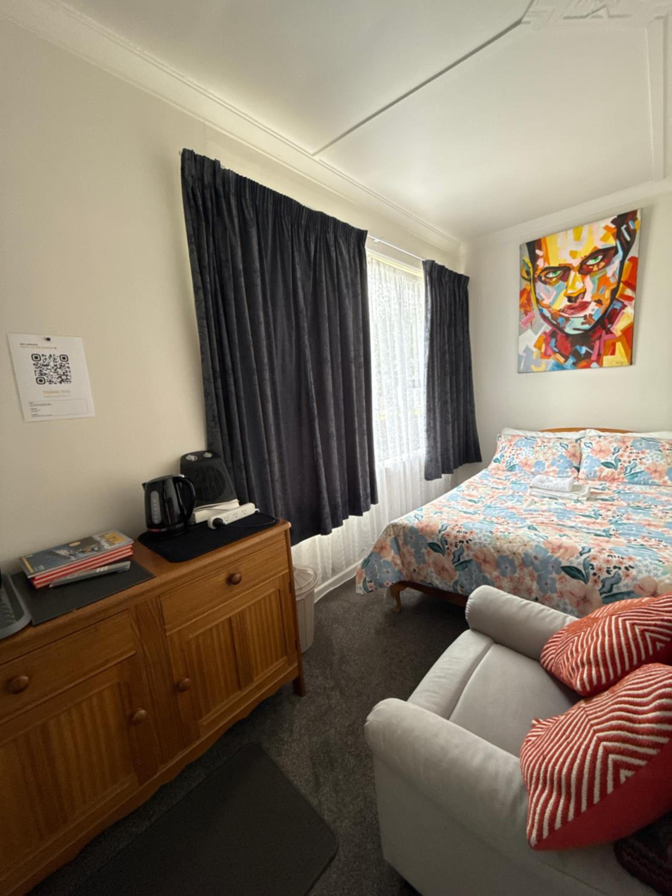 Small Double Room photo 1