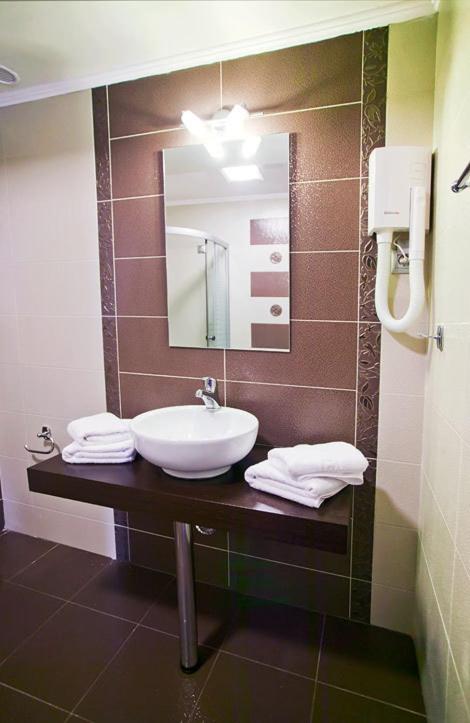 Double or Twin Room photo 2