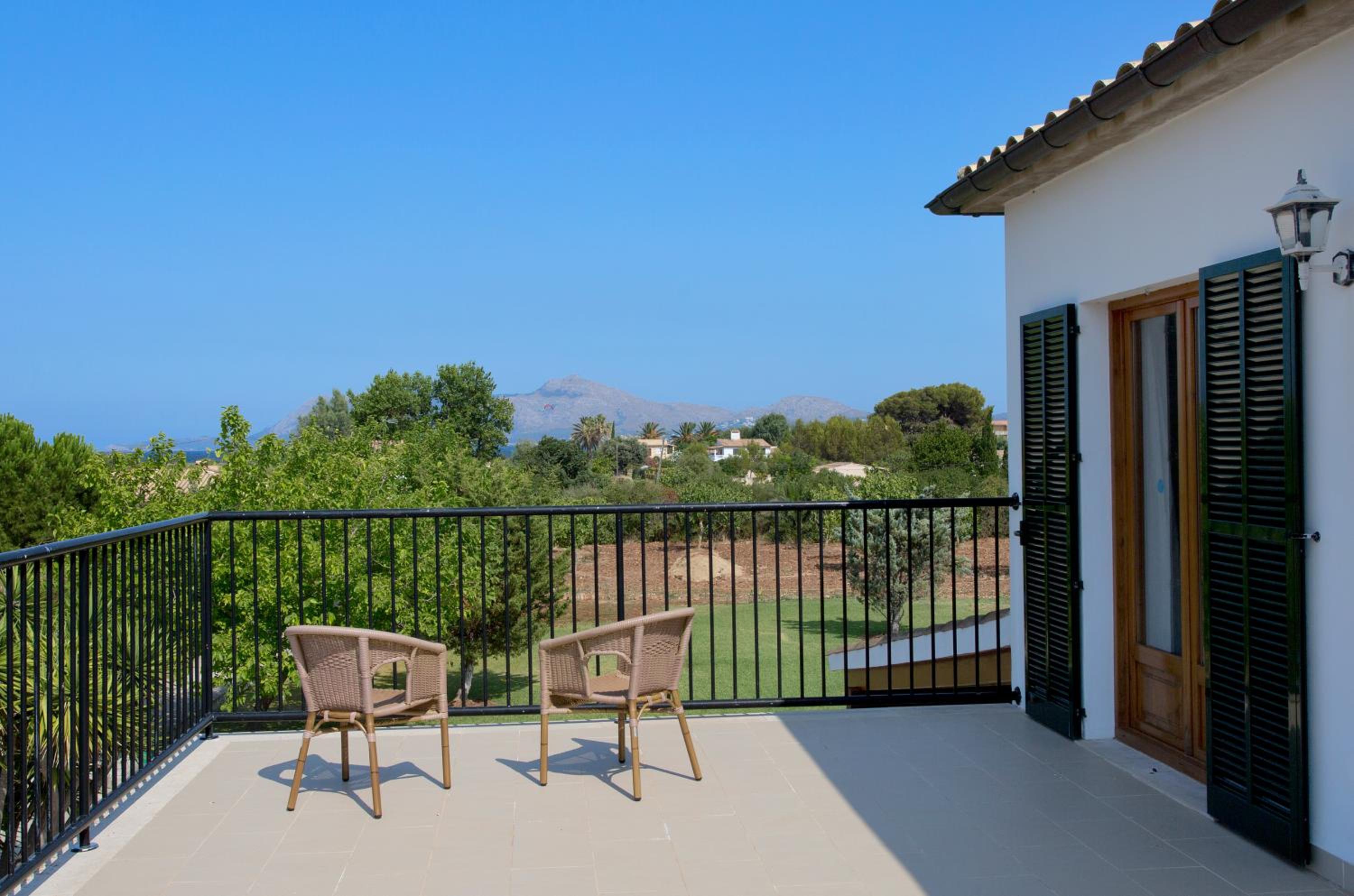 Four-Bedroom Villa photo 2