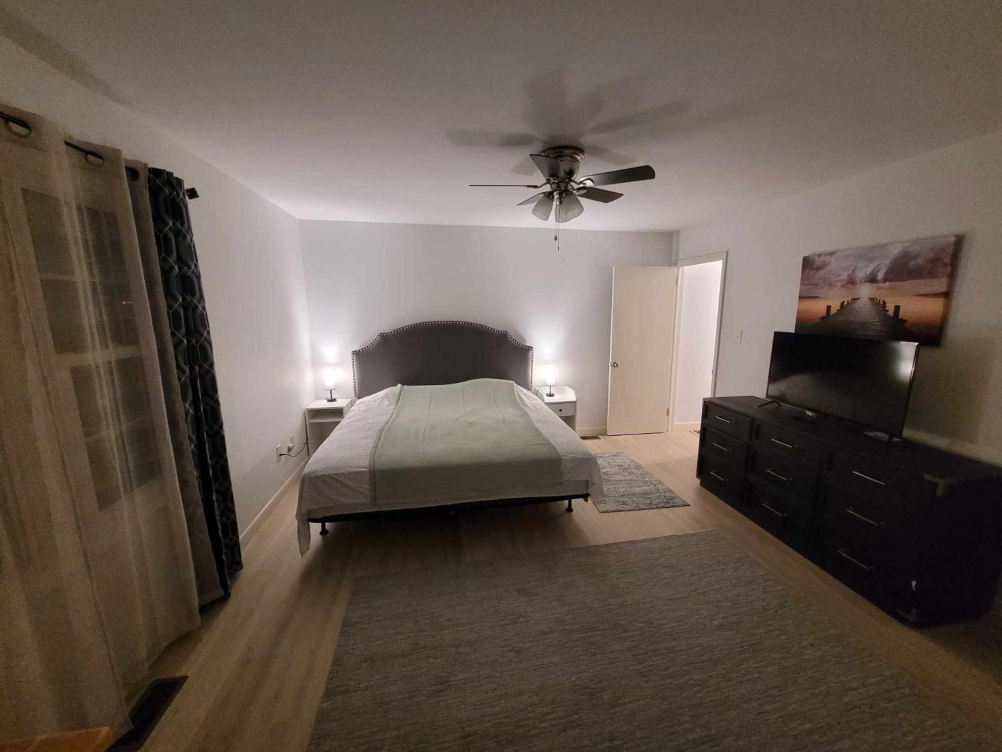 Four-Bedroom House photo 2