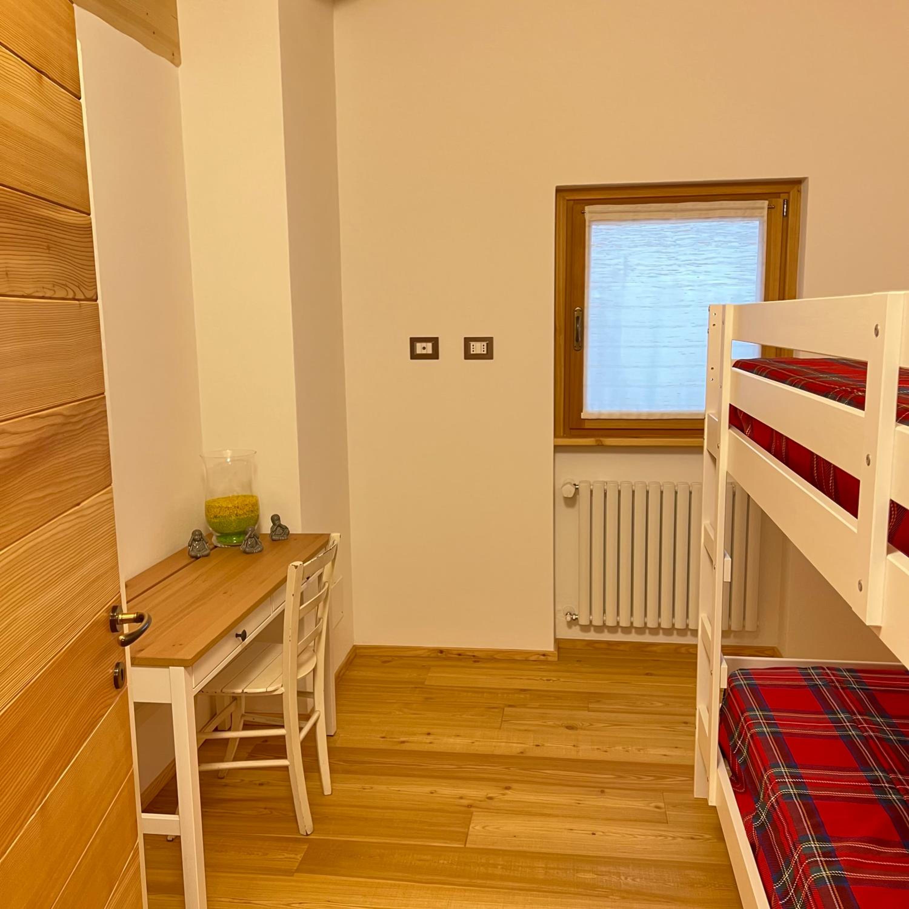 Two-Bedroom House photo 2
