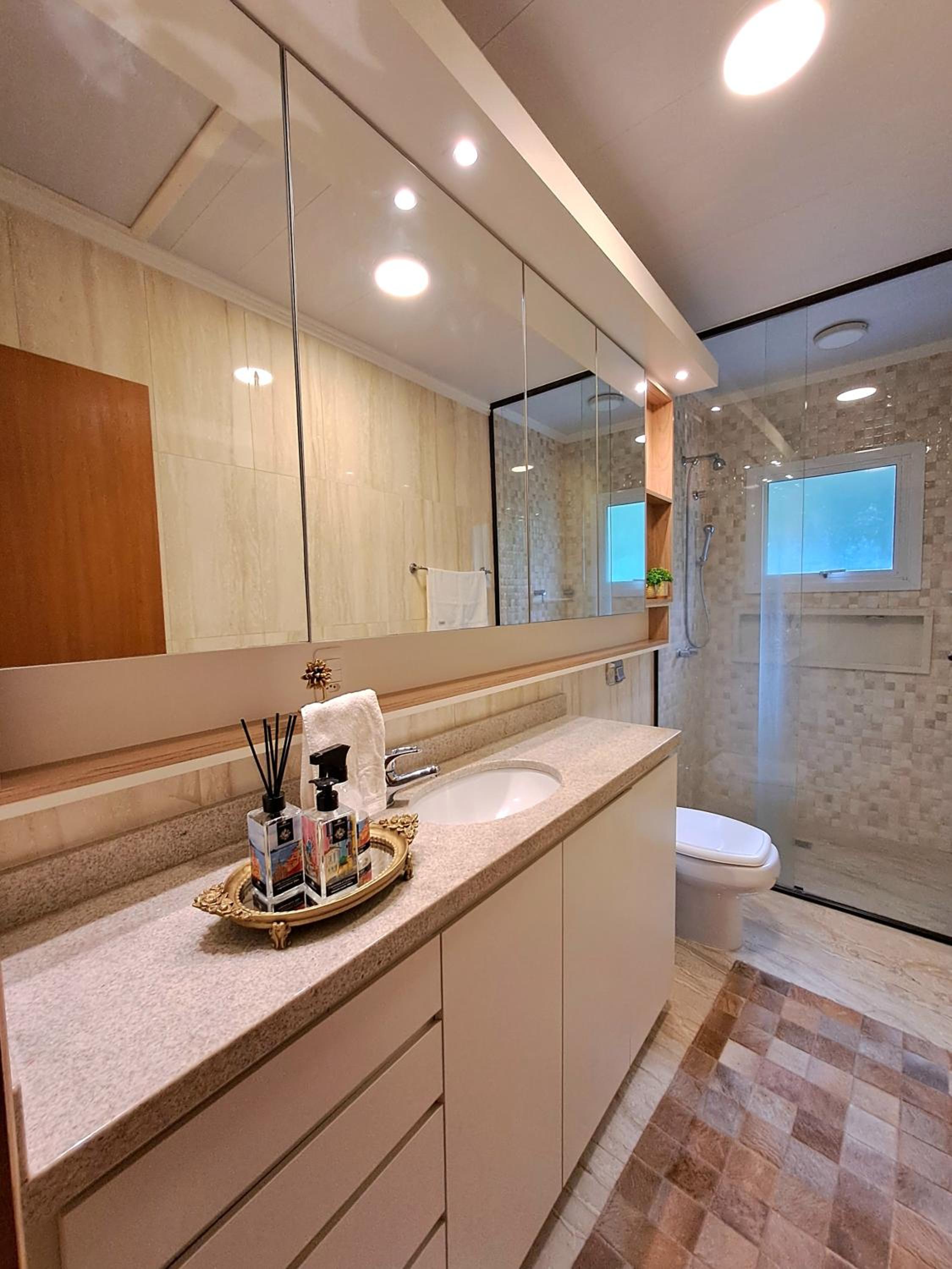 Two-Bedroom House photo 2