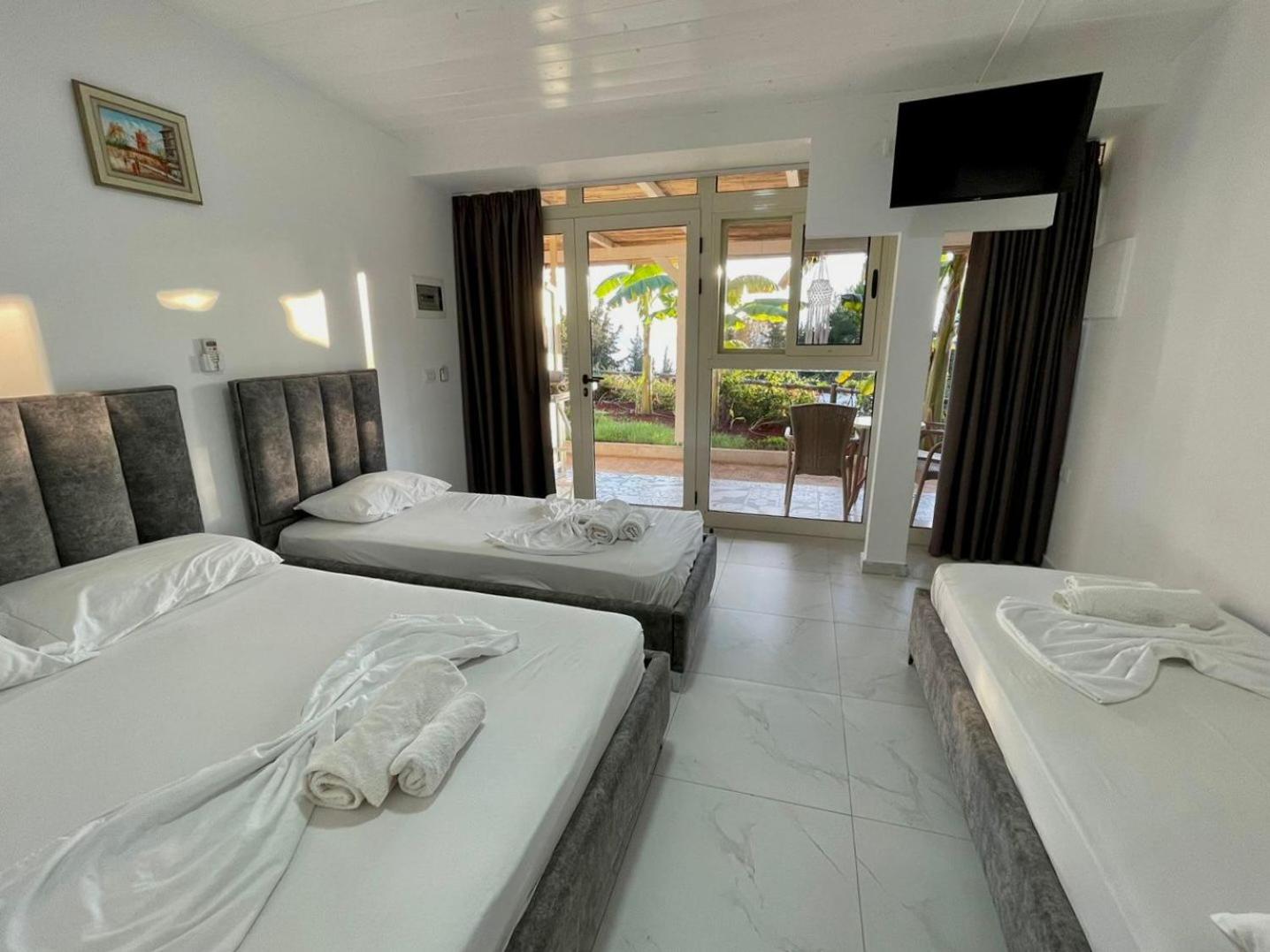 Standard Room photo 3
