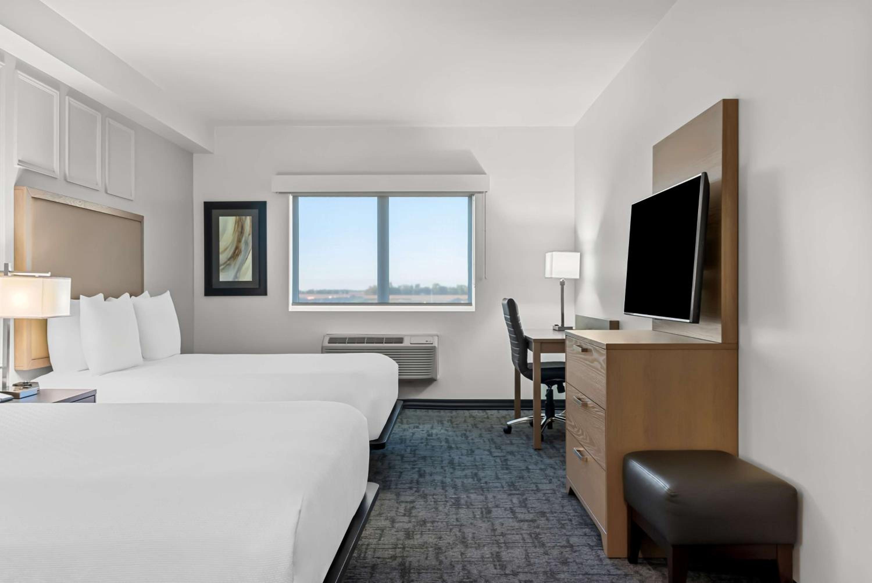 Queen Room with Two Queen Beds and Kitchenette - Photo 1