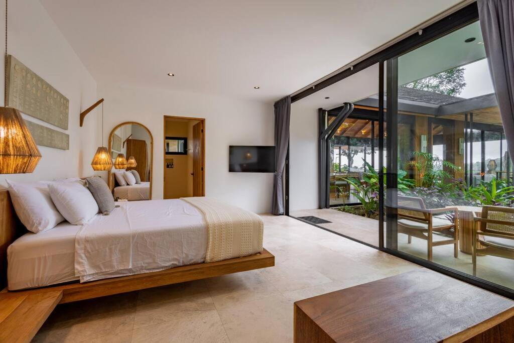 Villa with Private Pool photo 1
