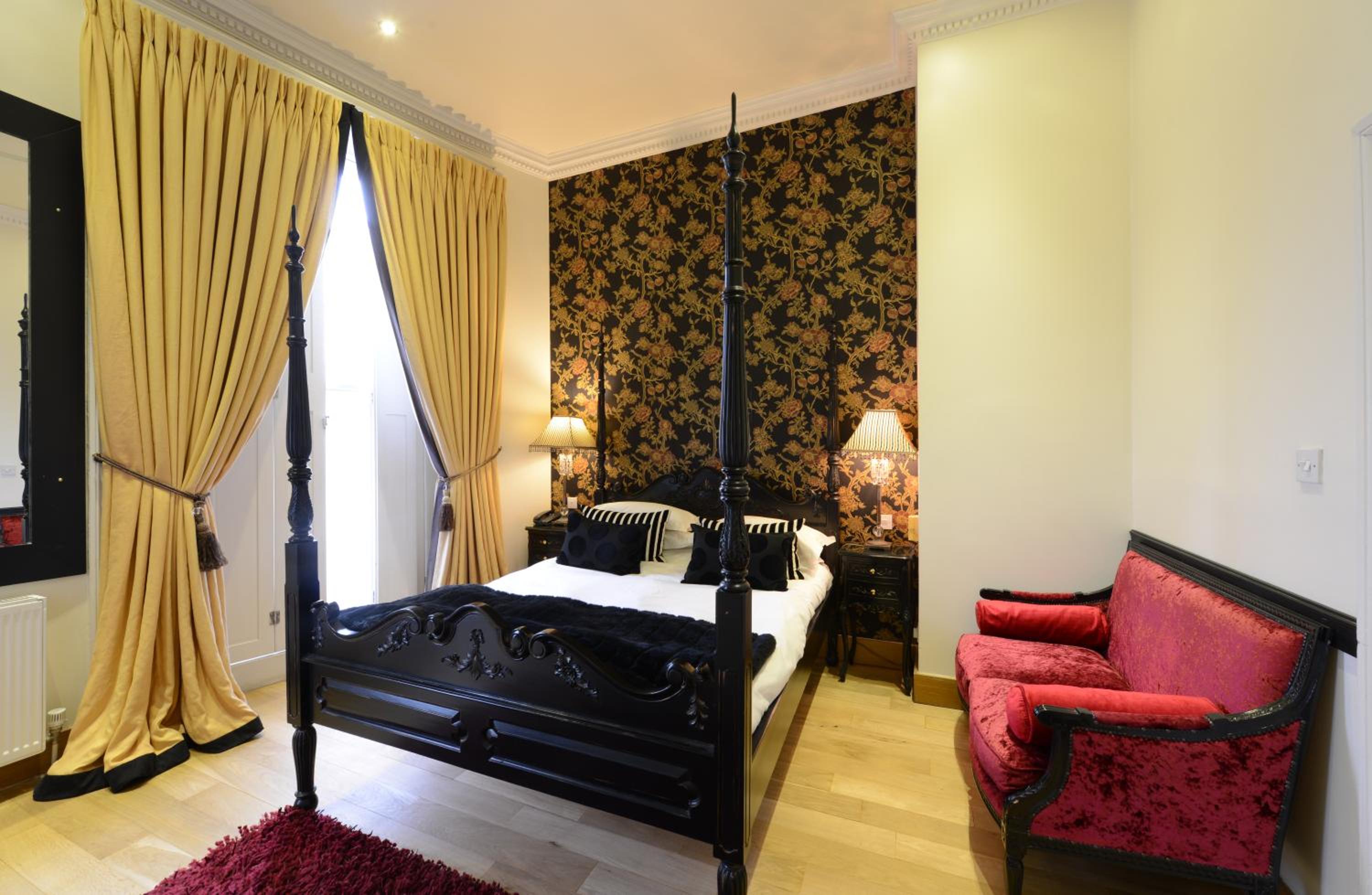 Suite with Balcony photo 3