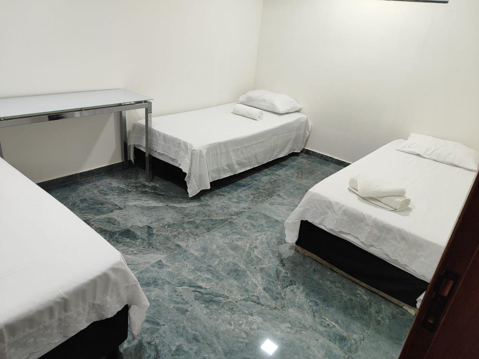 Double Room with Shared Bathroom photo 3