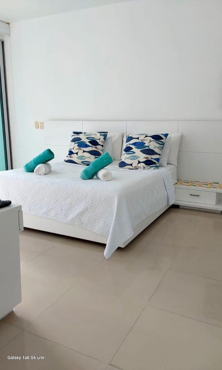 One-Bedroom Deluxe Apartment
