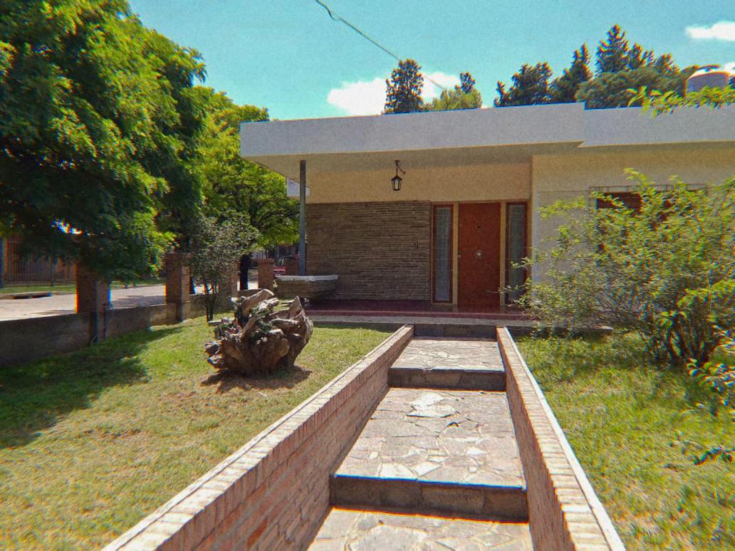 Two-Bedroom House photo 3