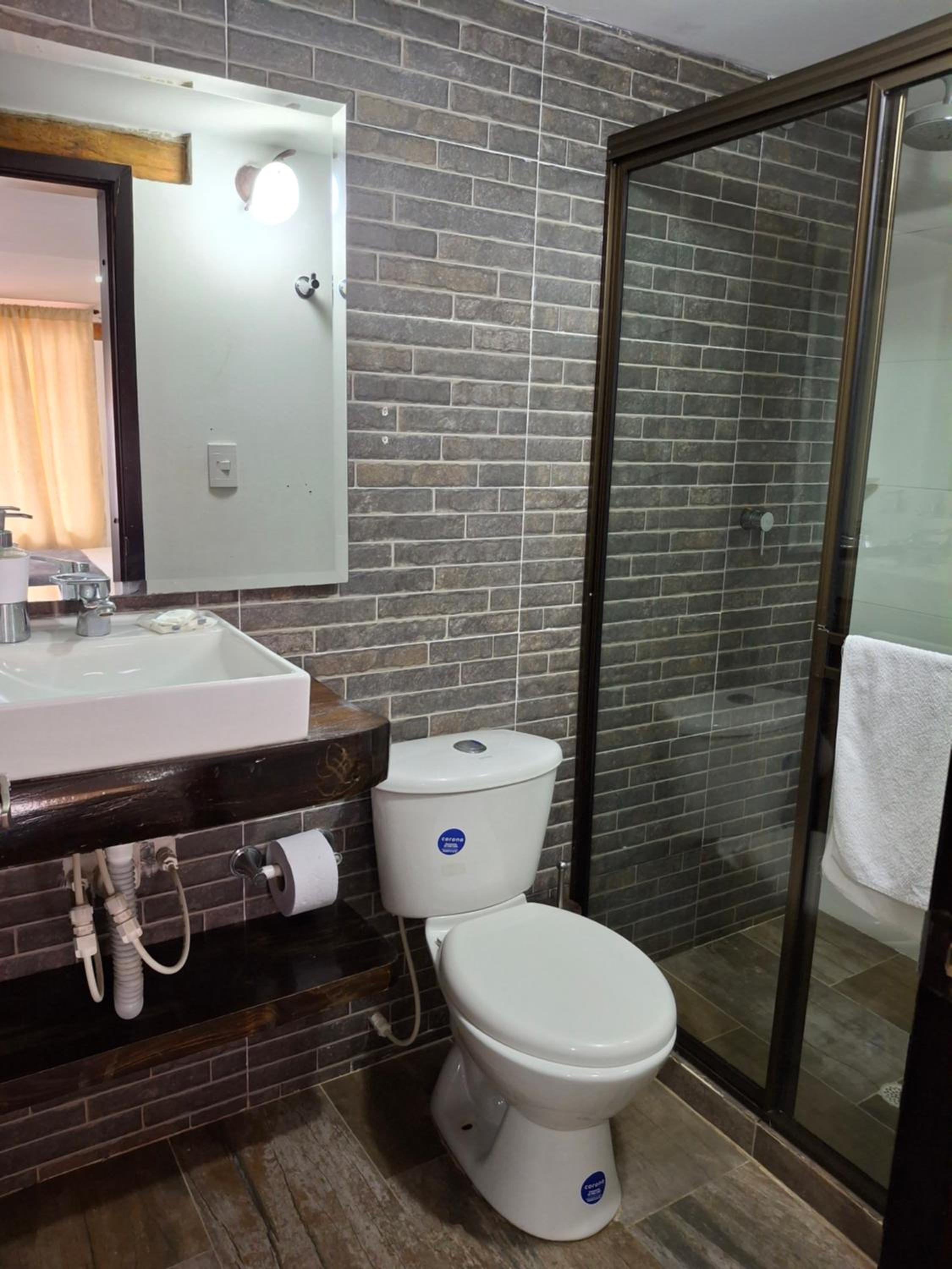 Family Room With Private Bathroom photo 3