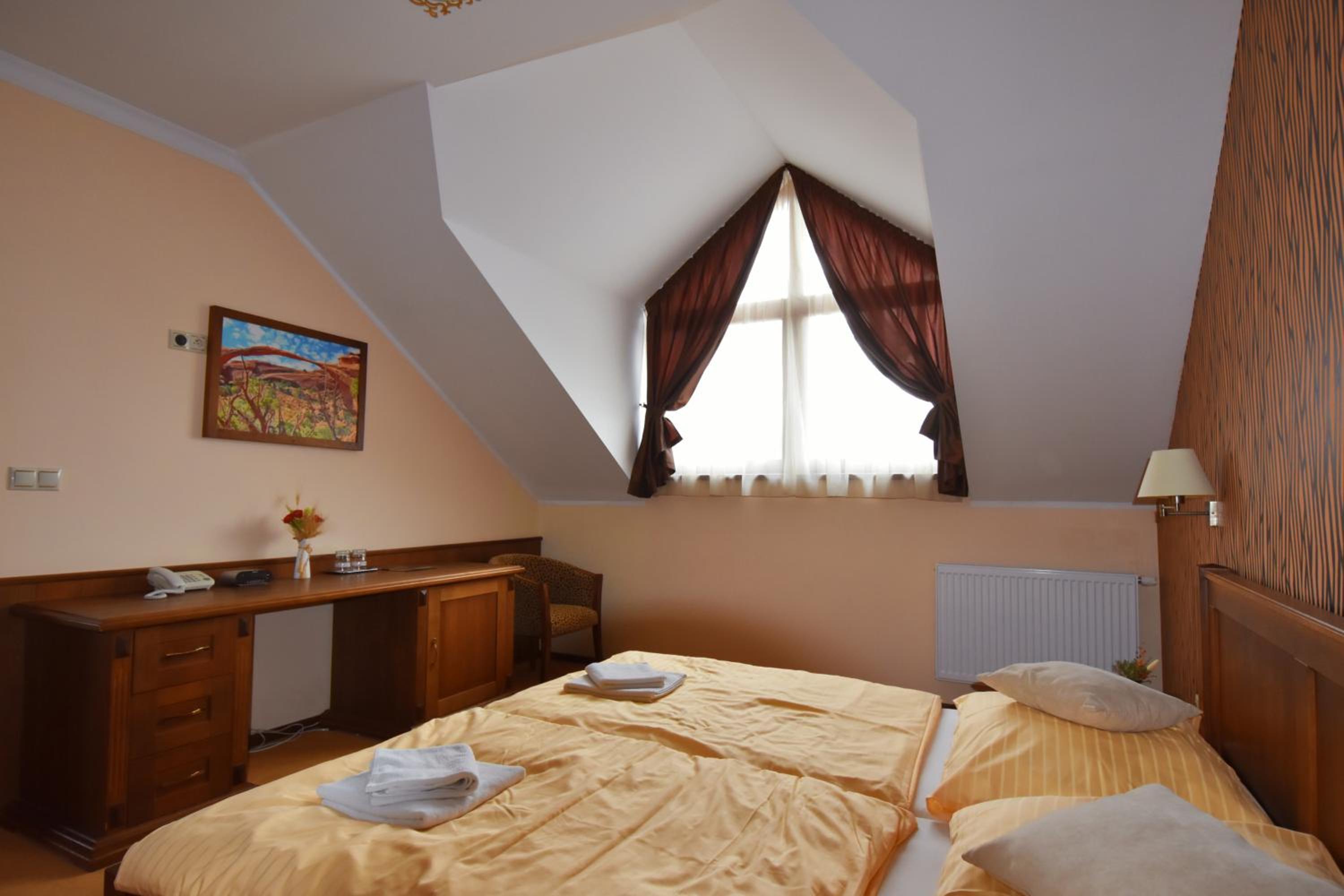 Suite - Photo 7