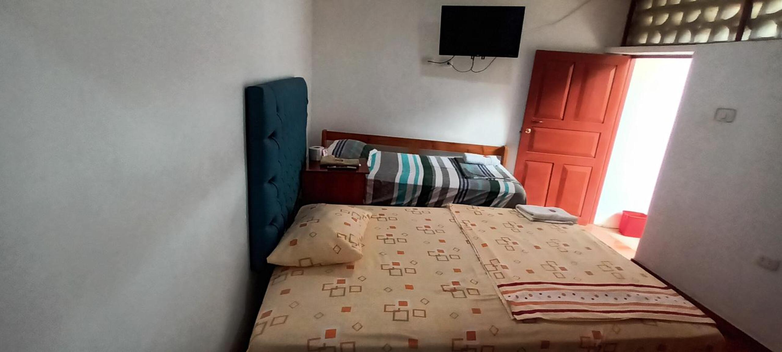 Double Room with Private Bathroom photo 3
