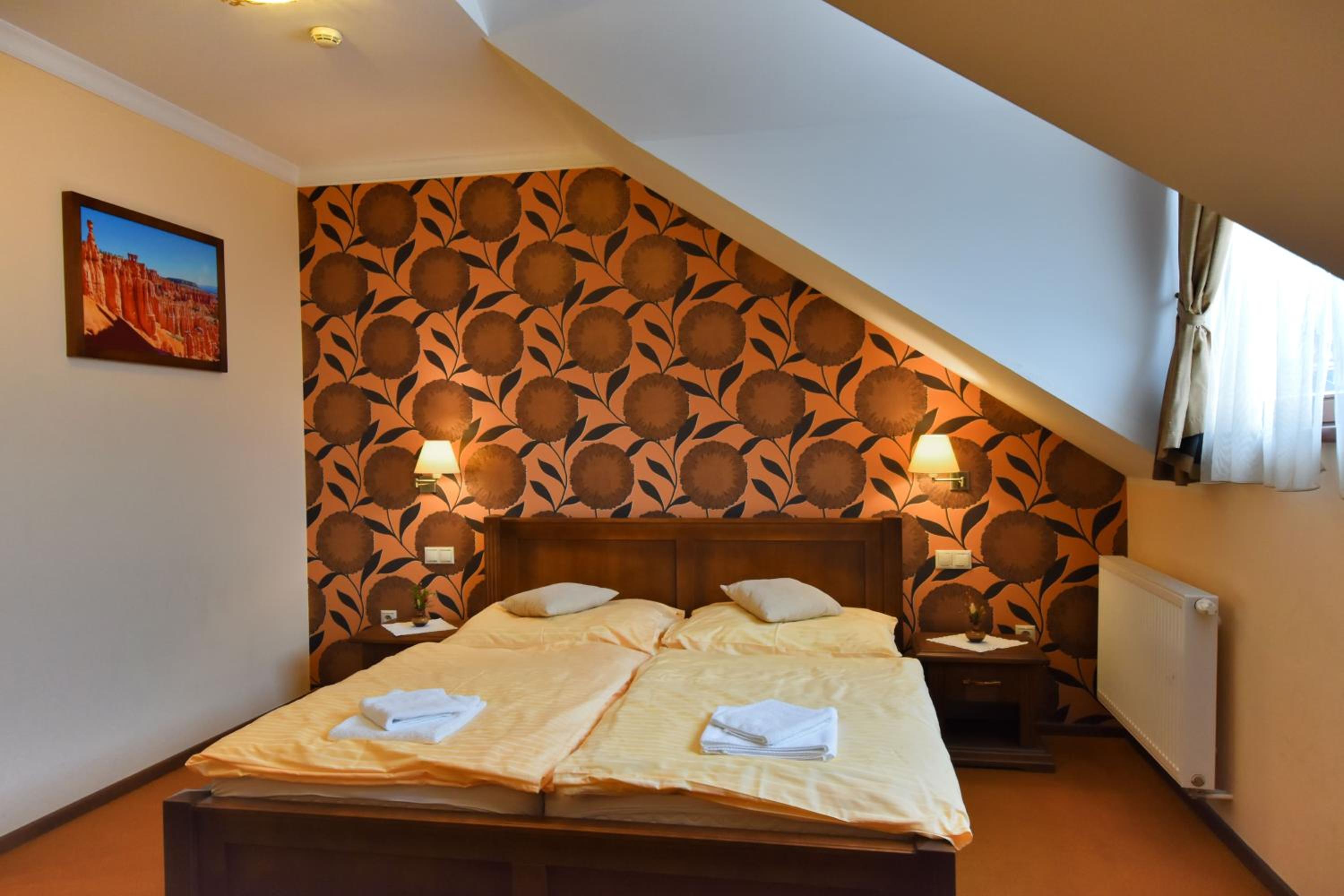 Family Room - Photo 8
