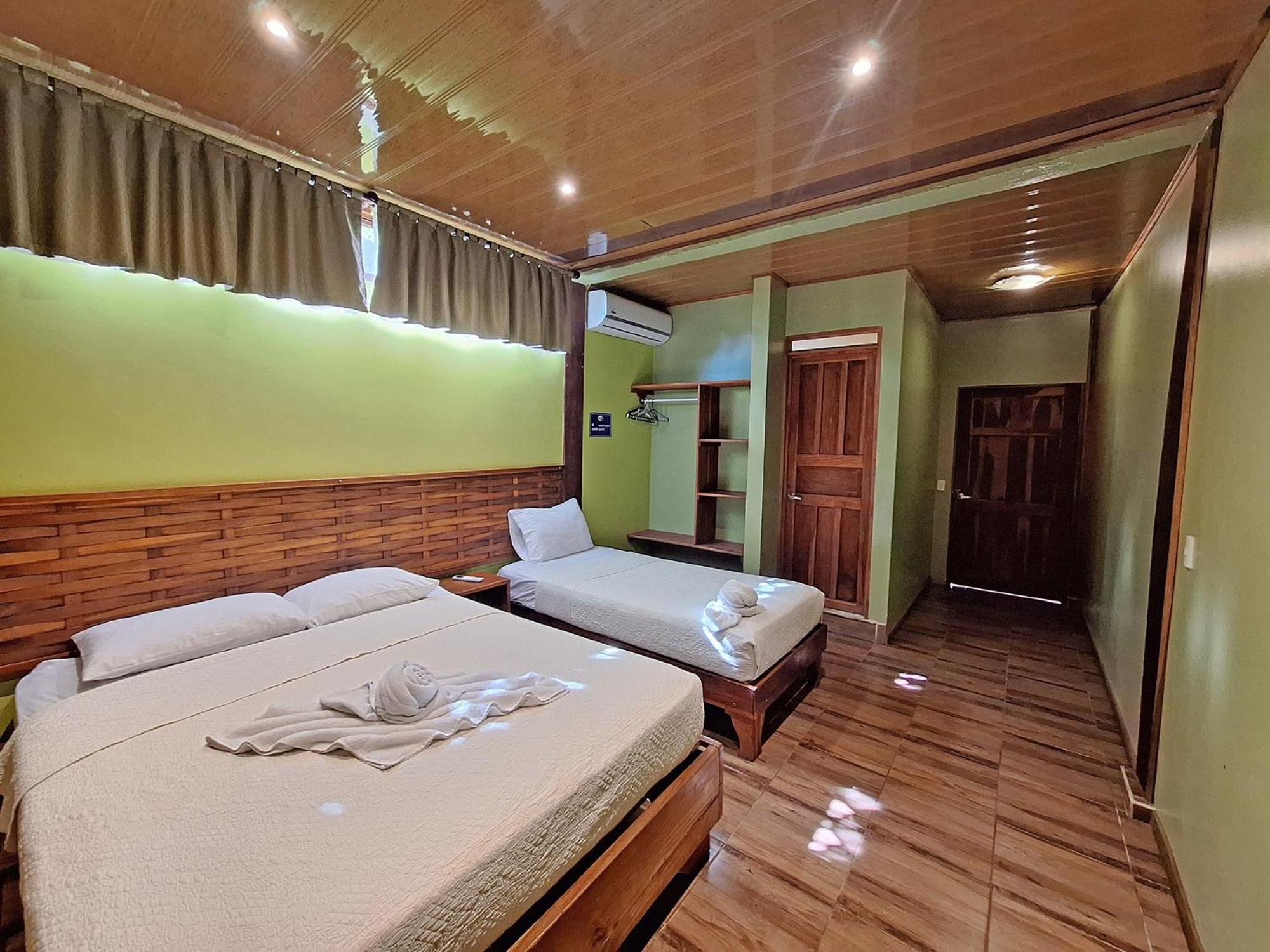 Triple Room with Terrace photo 2
