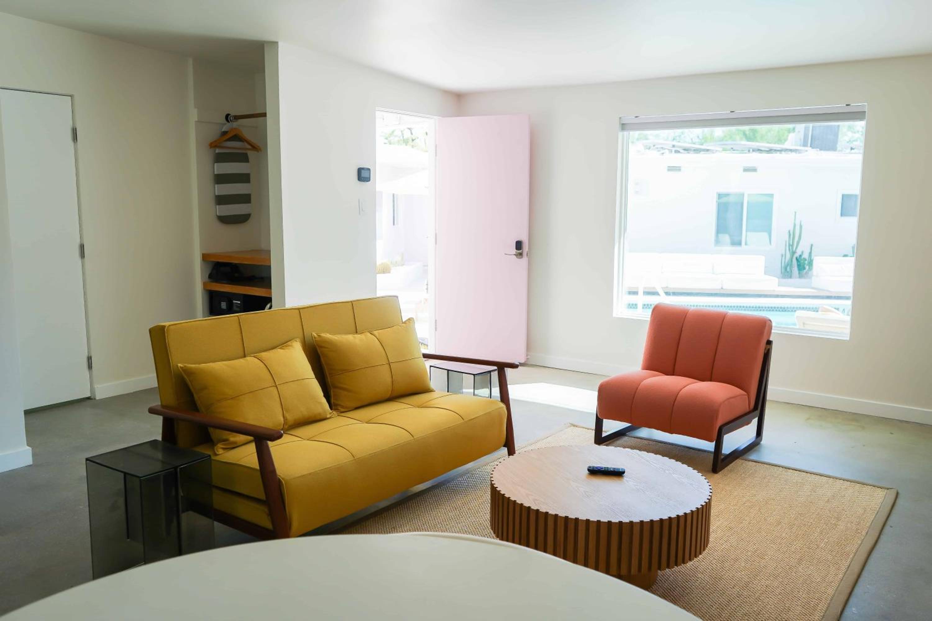 Superior King Room photo 3