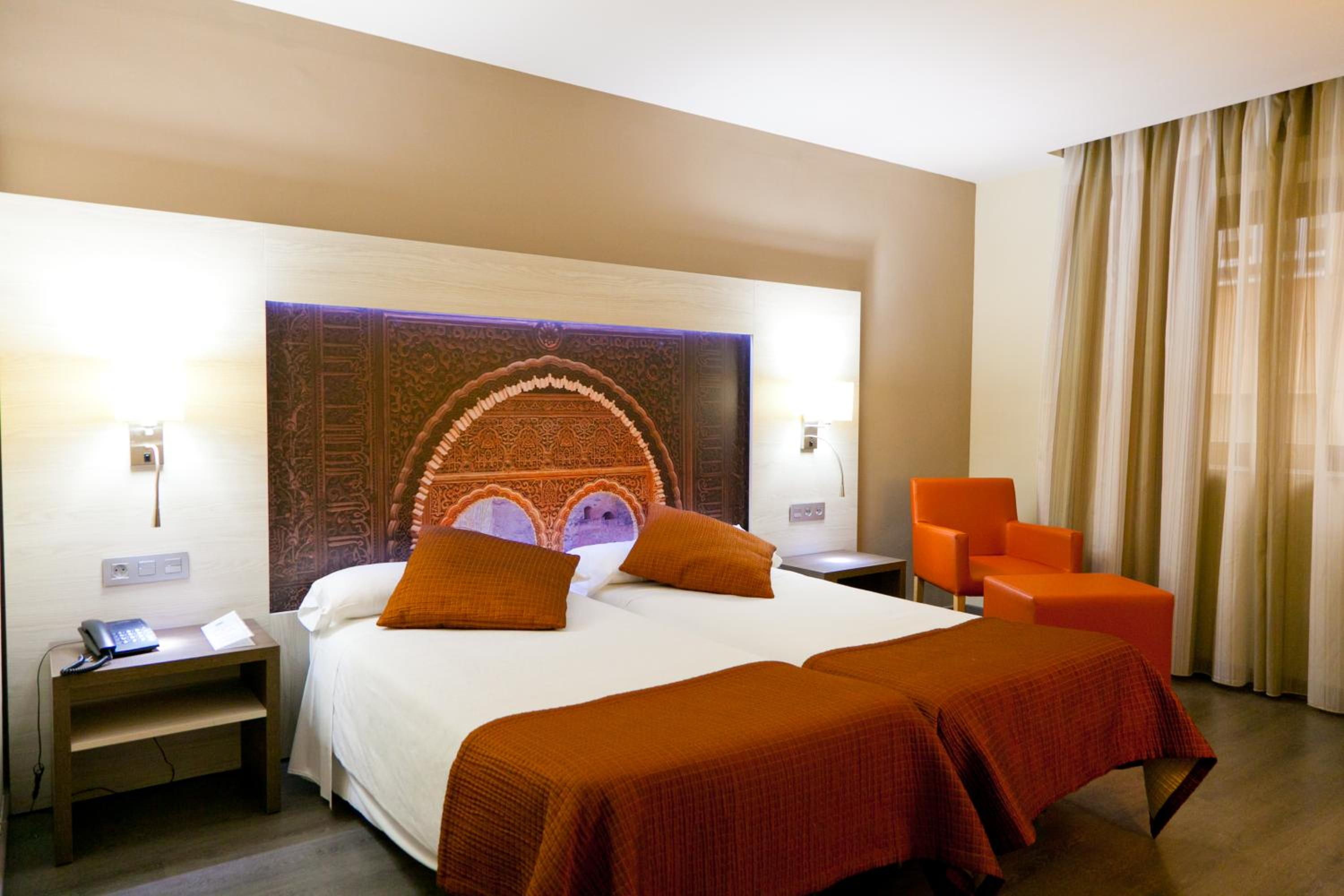 Double or Twin Room - Photo 15