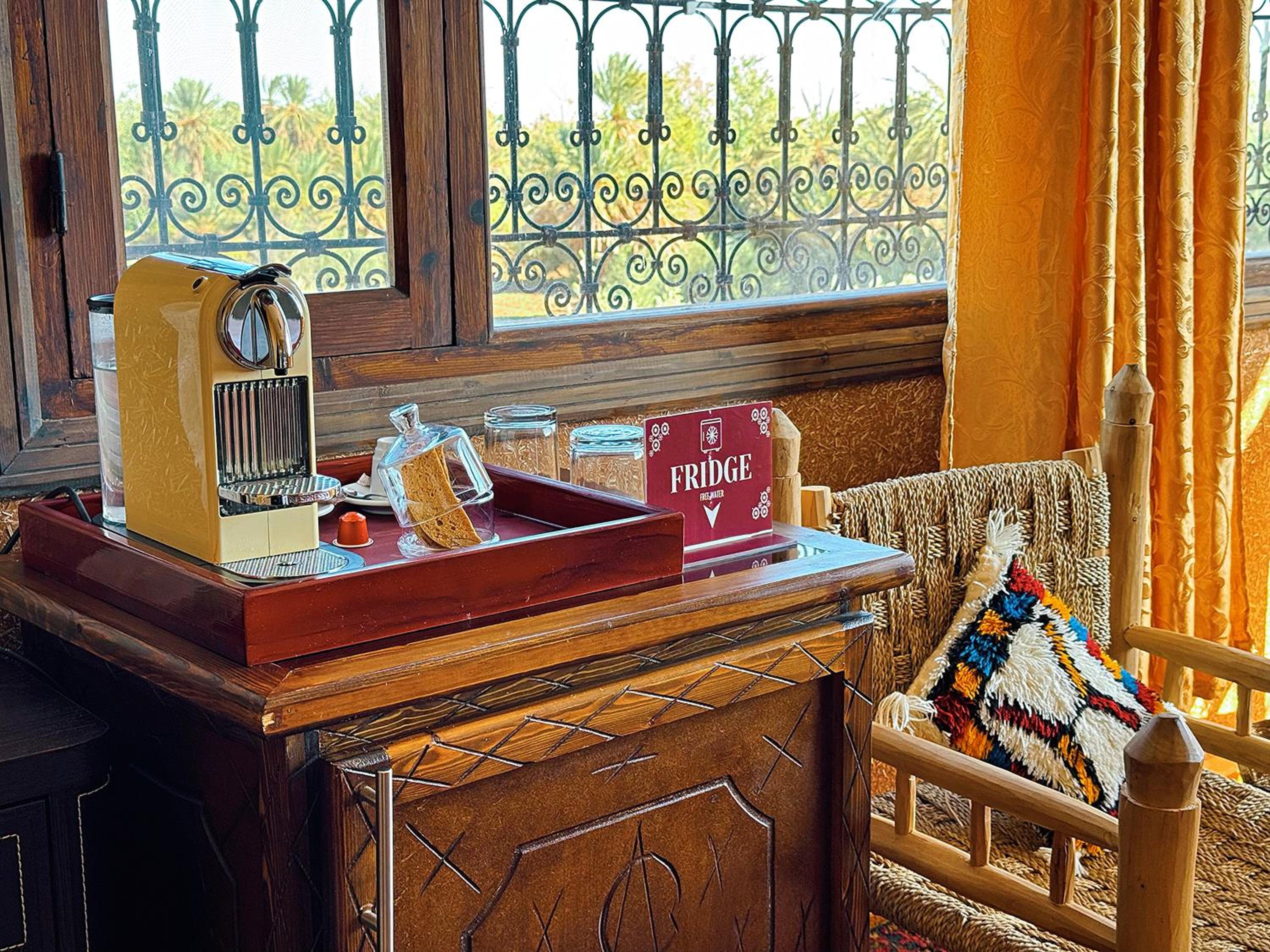 Deluxe Family Suite - Photo 2