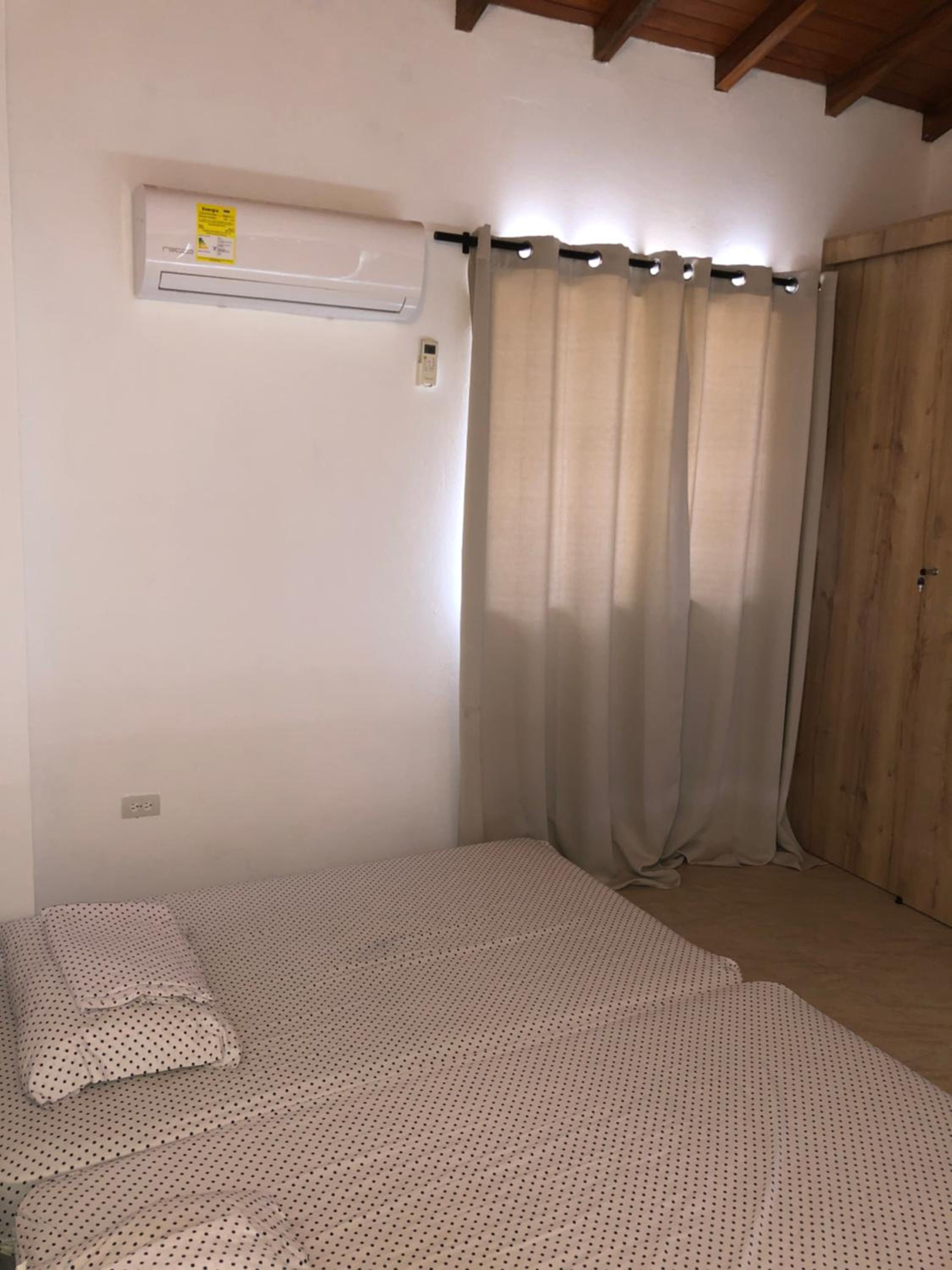Mobile Home photo 3