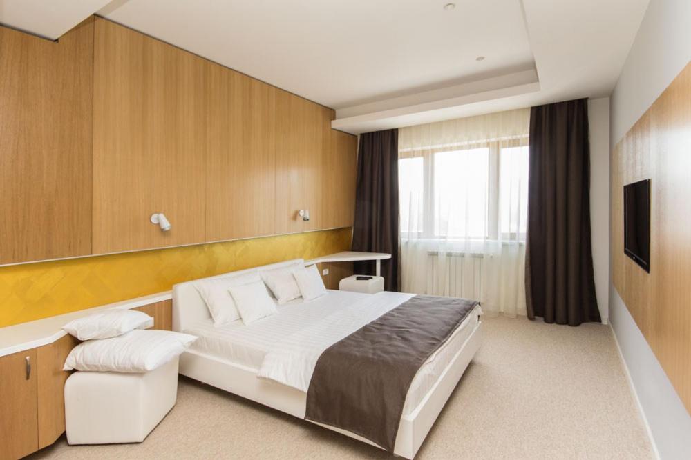 King Room with Mountain View photo 3