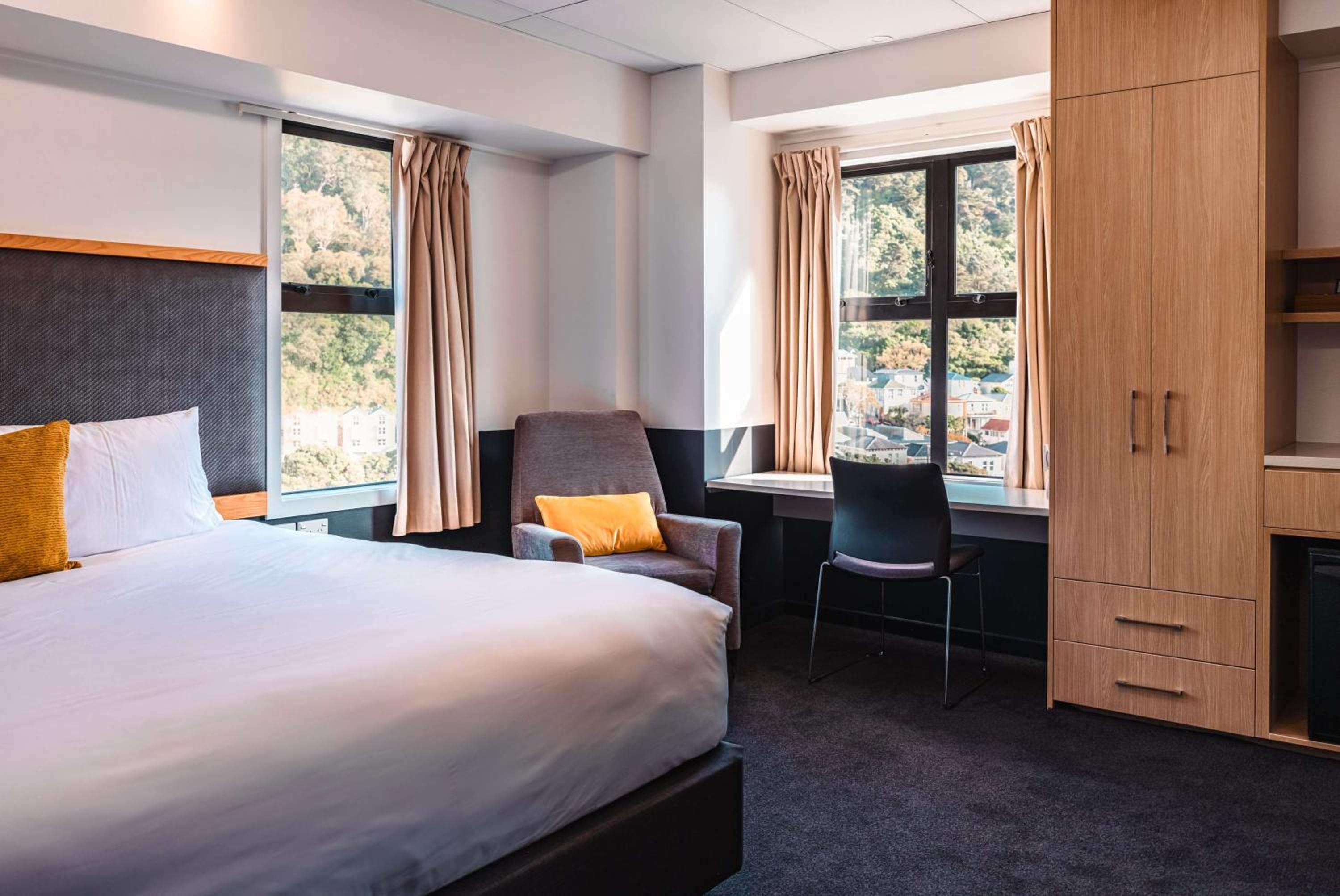 Superior King Room - Photo 1