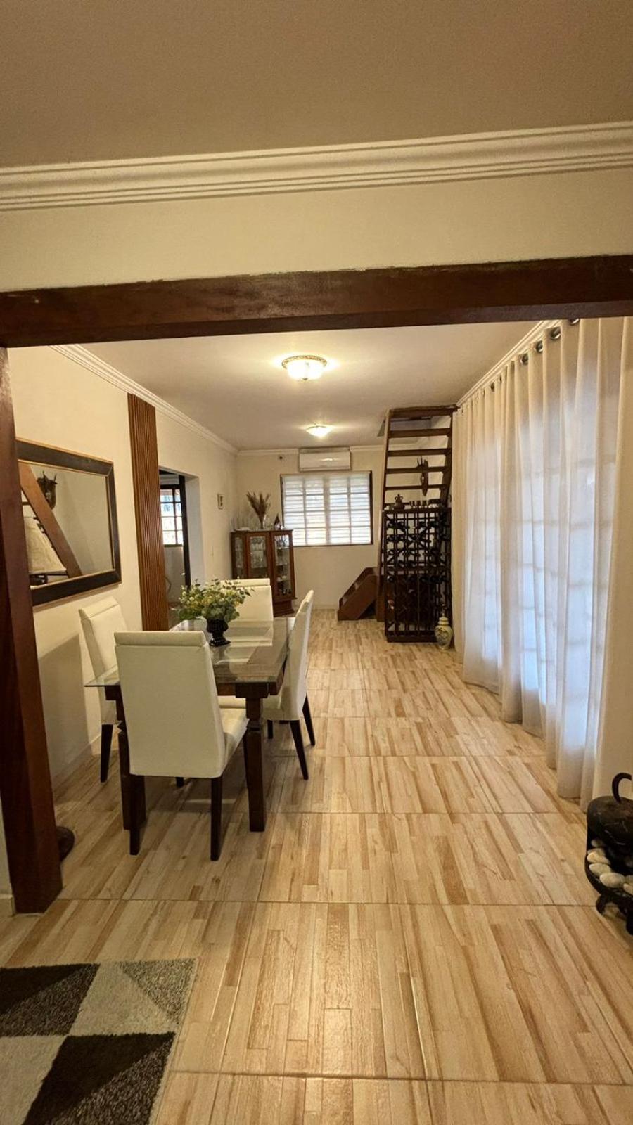 Four-Bedroom House photo 2