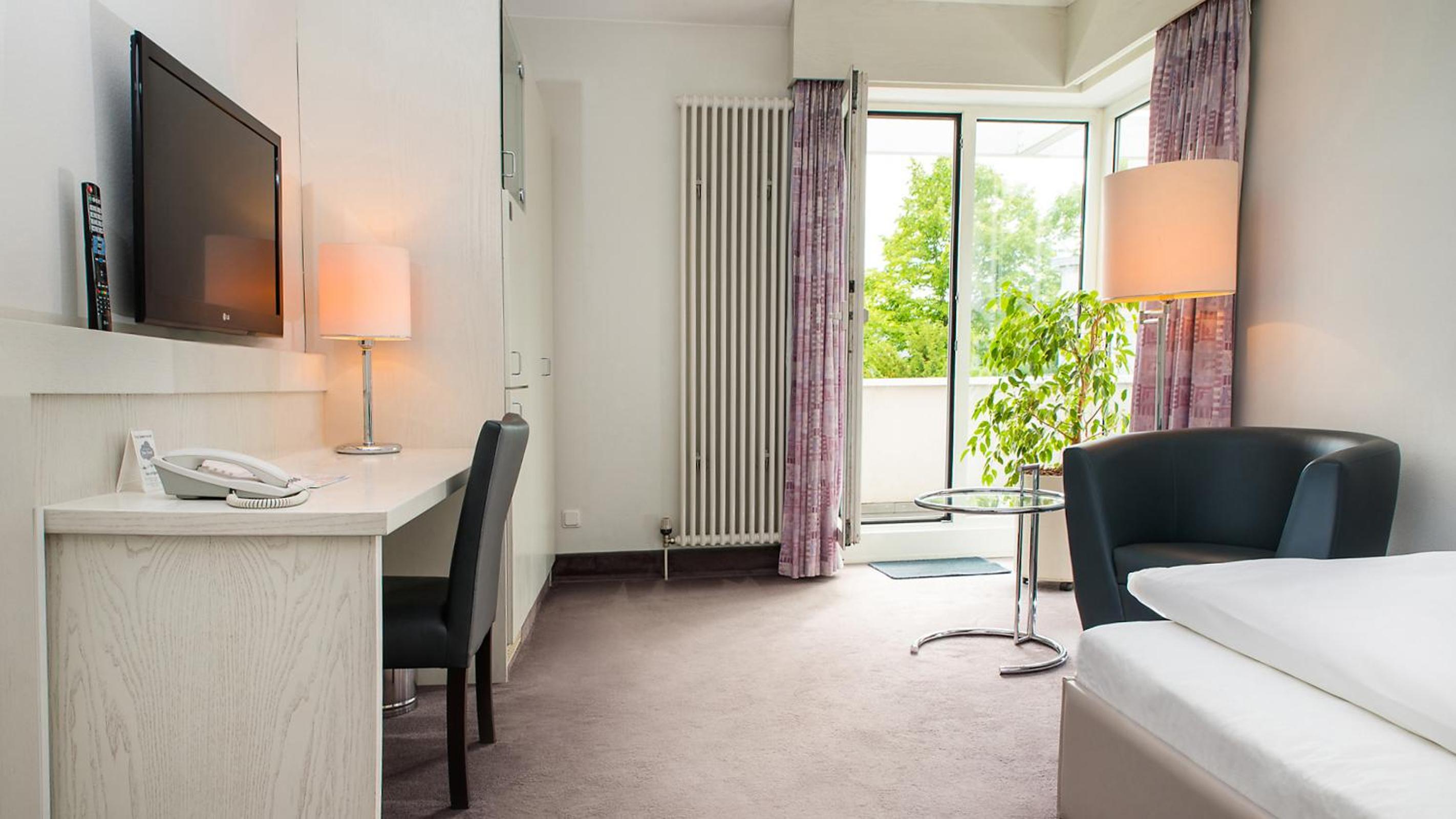 Standard Single Room