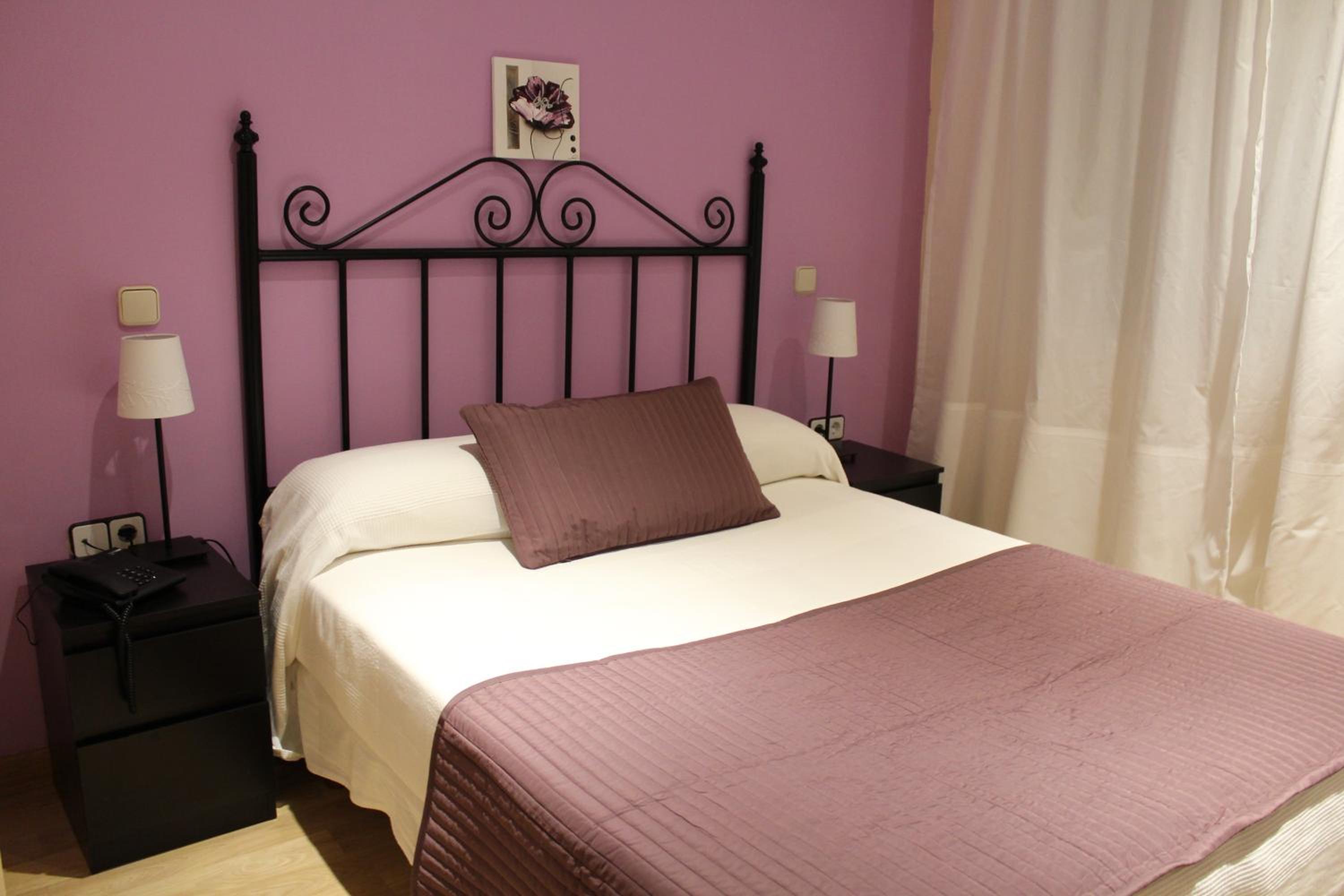Double or Twin Room photo 3