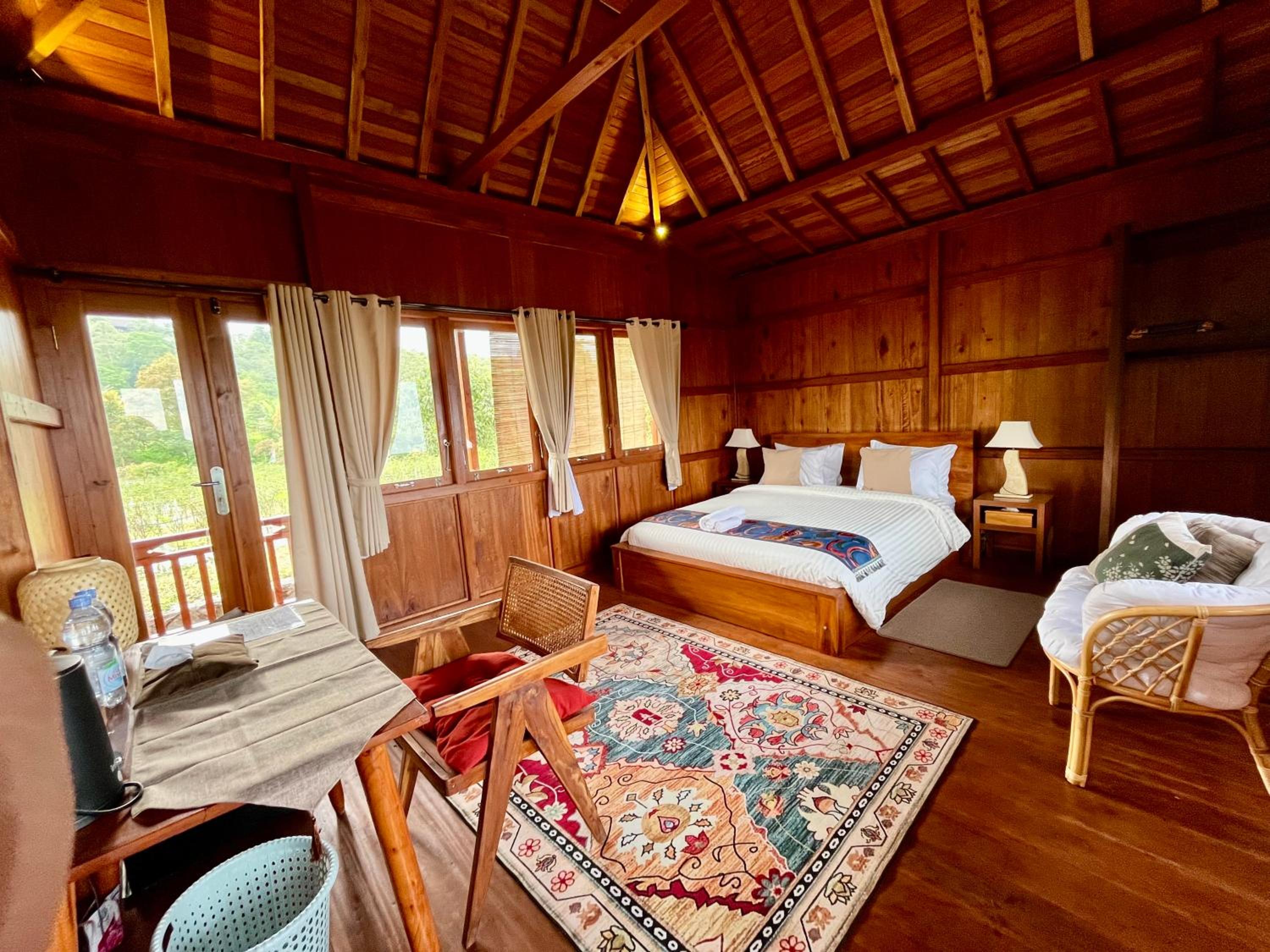 Deluxe Bungalow With Garden View