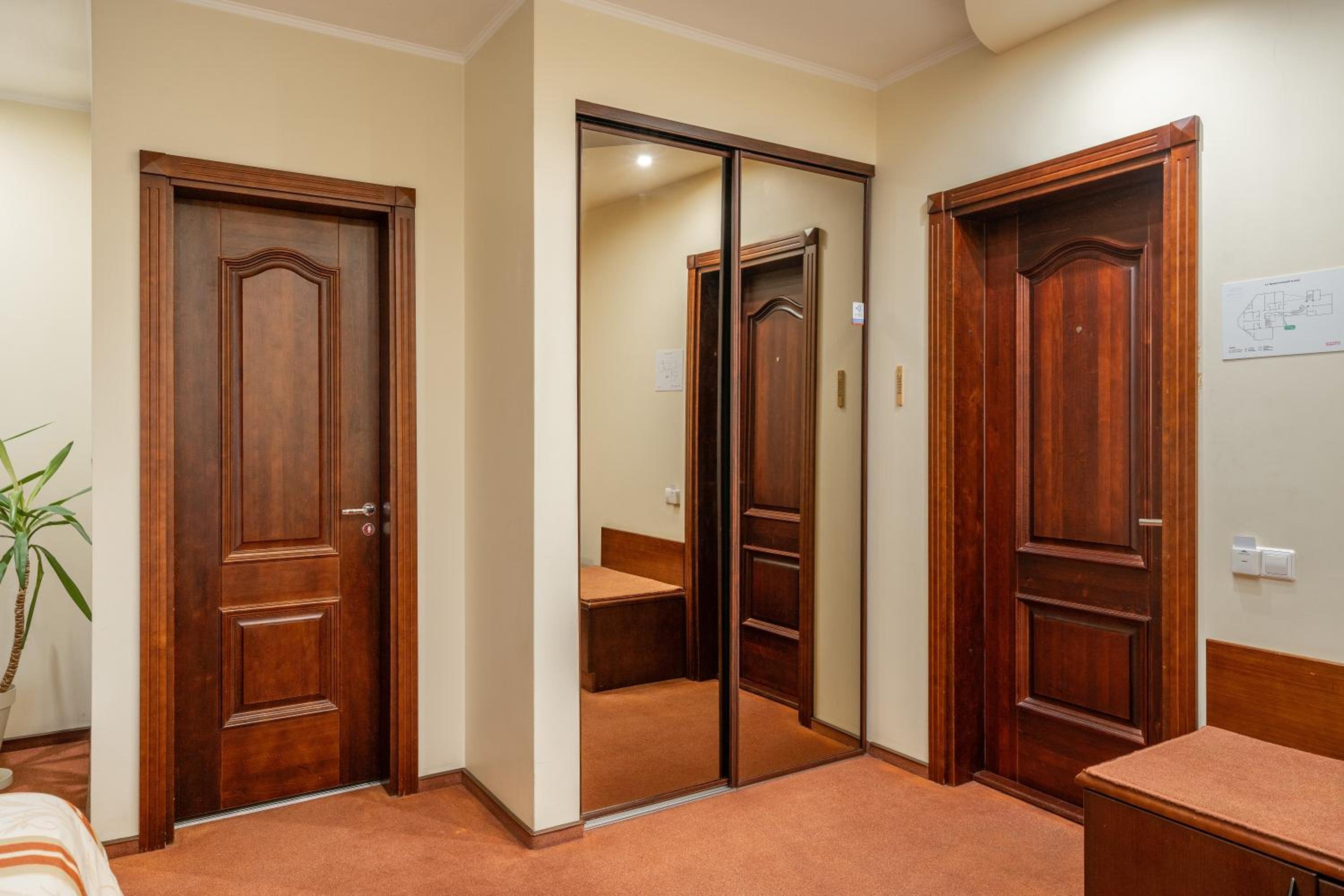 Standard Double or Twin Room photo 1