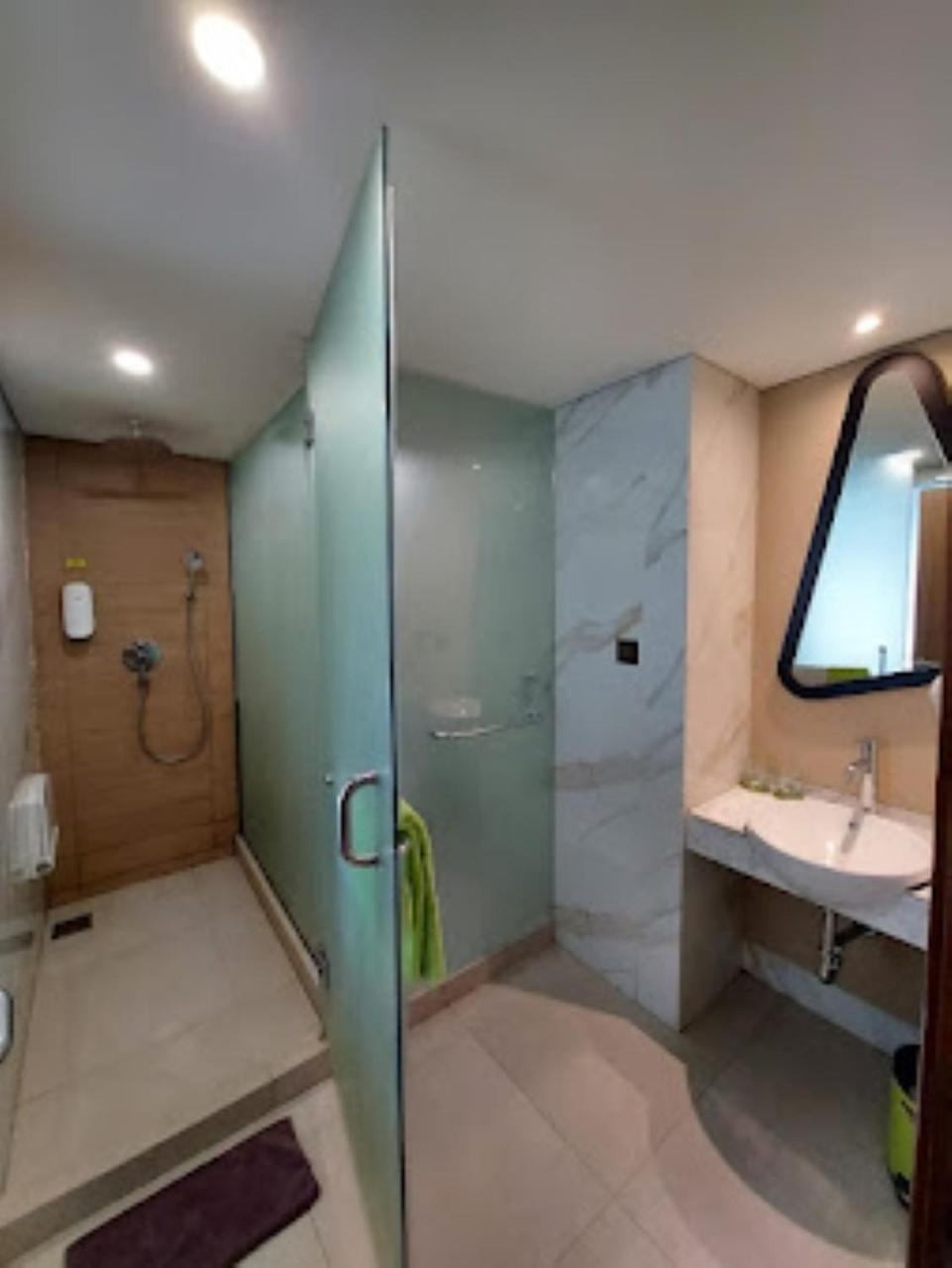 Happiness Kingbed Room - Photo 4