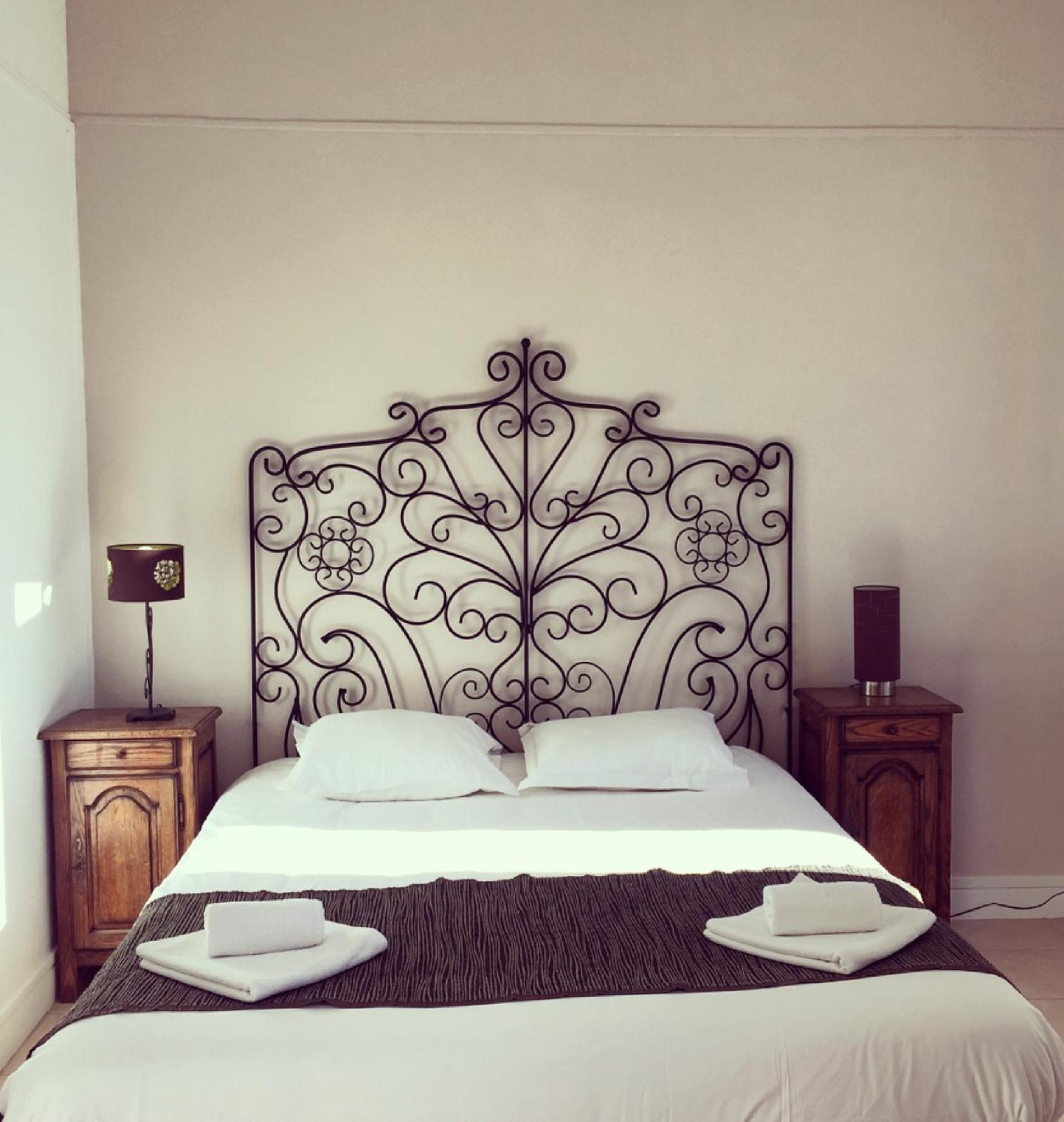 Superior Room with 1 Double Bed and 1 Single Bed - Photo 3