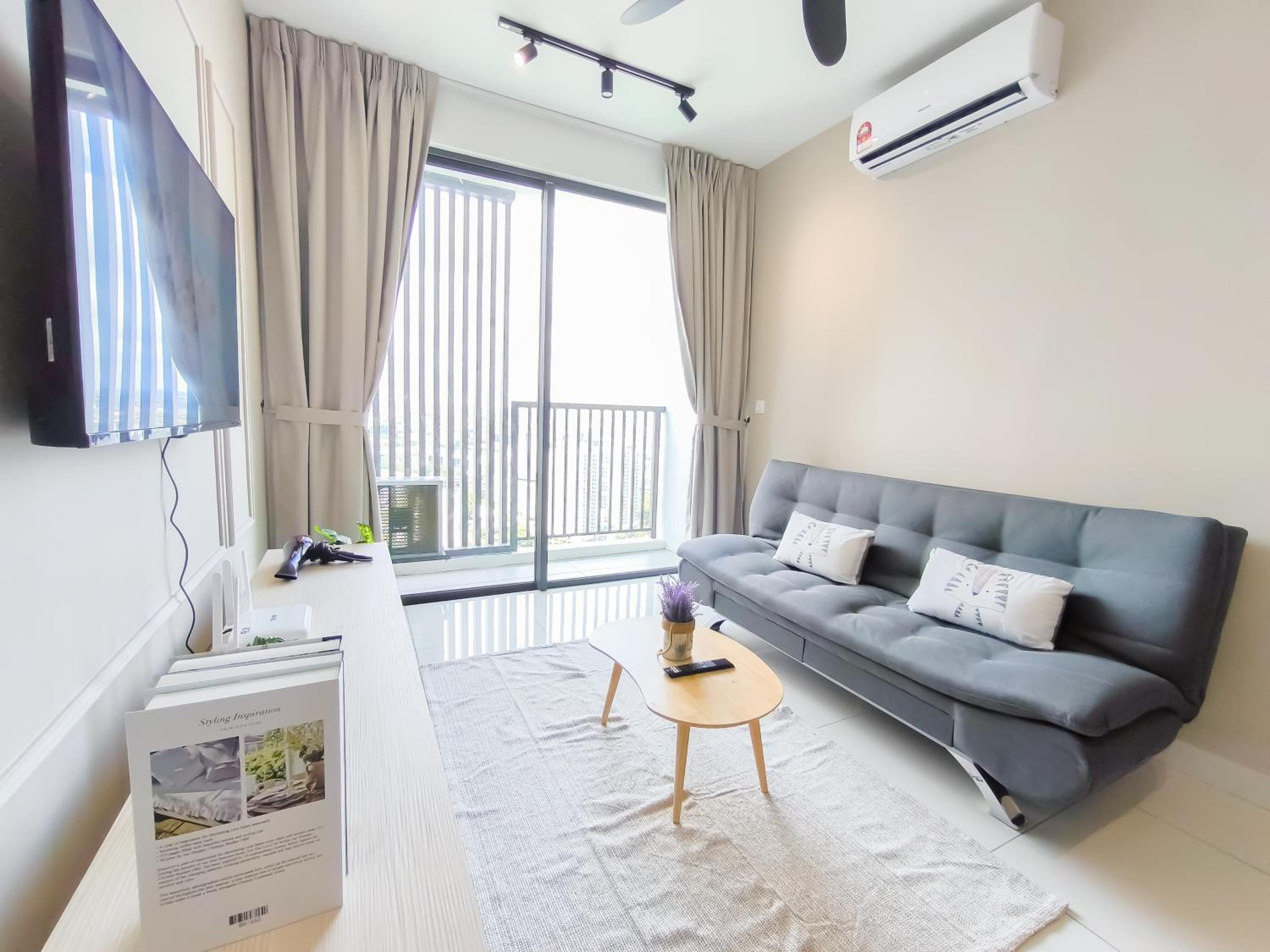 Two-Bedroom Deluxe Apartment - Photo 25